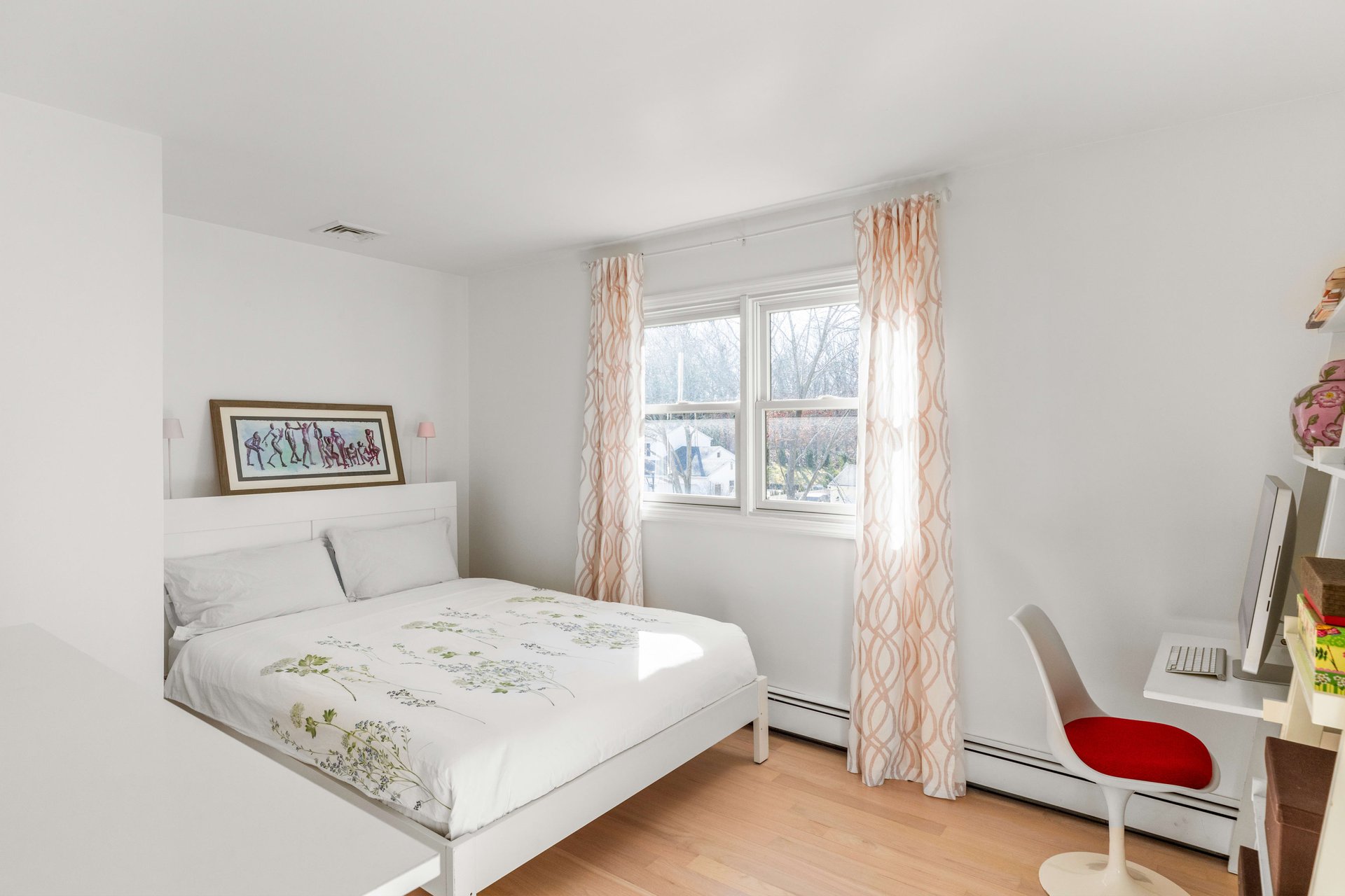 Updated Bellport Village Home Near Downtown