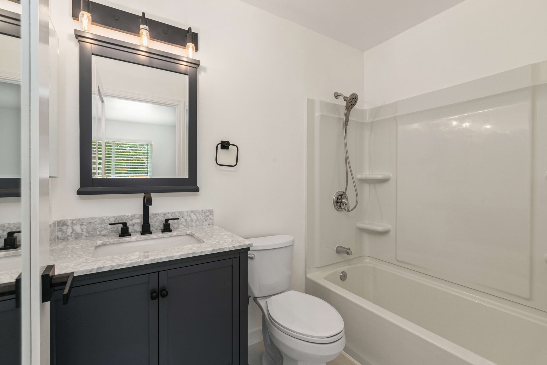 Spectacular 1 bedroom condo