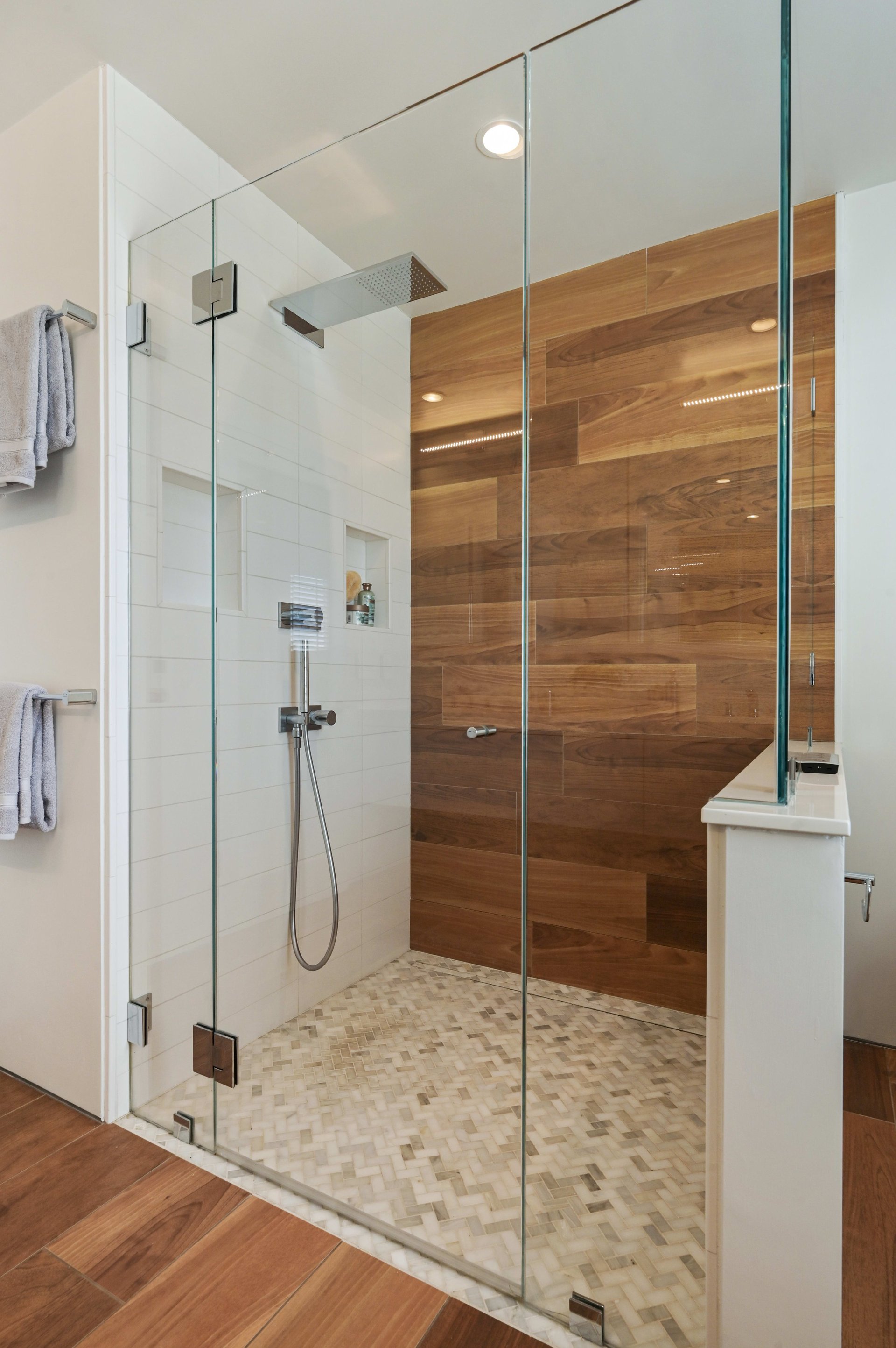 Stylish Duplex Penthouse Steps to Alta Plaza