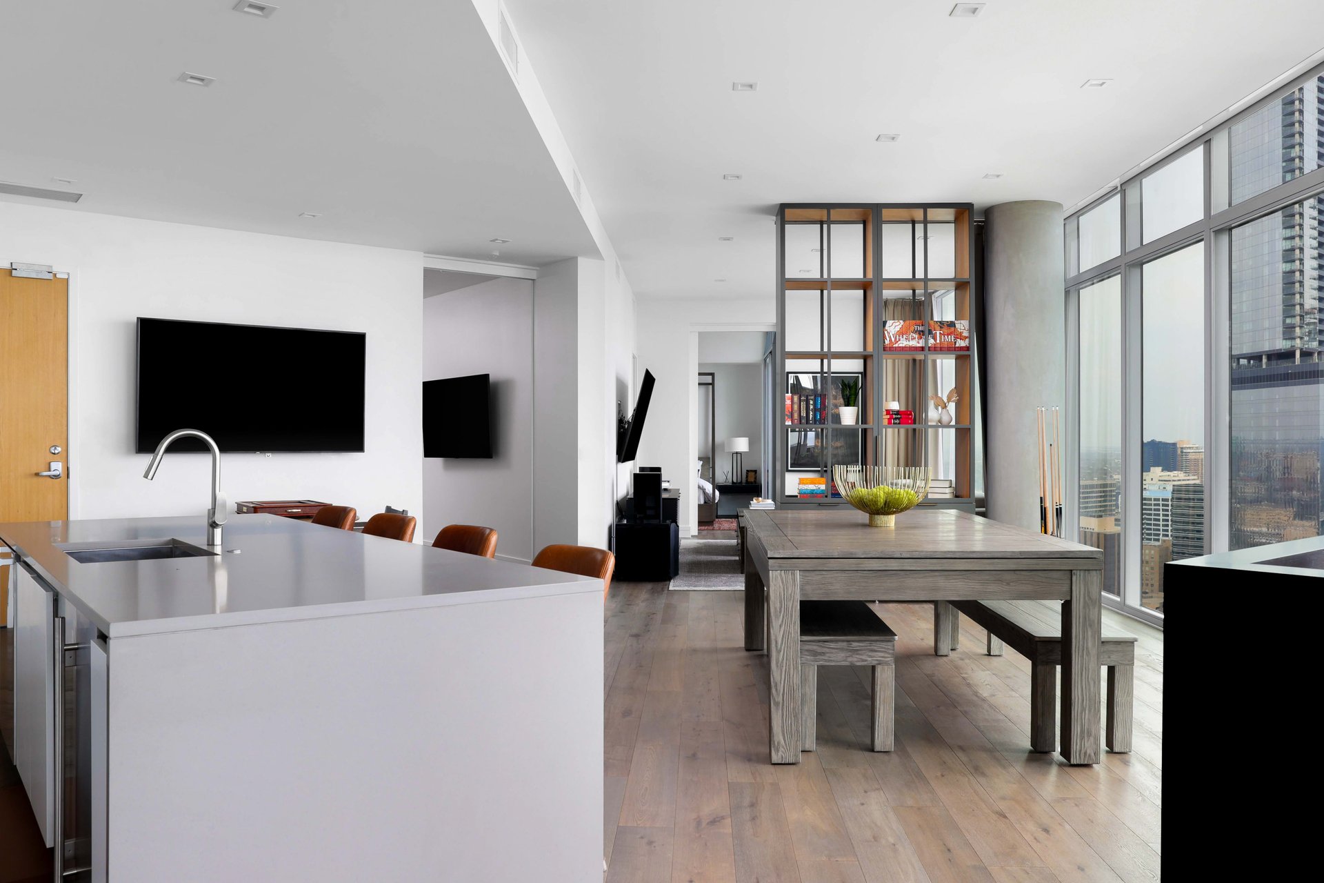 501 West Ave #3601
