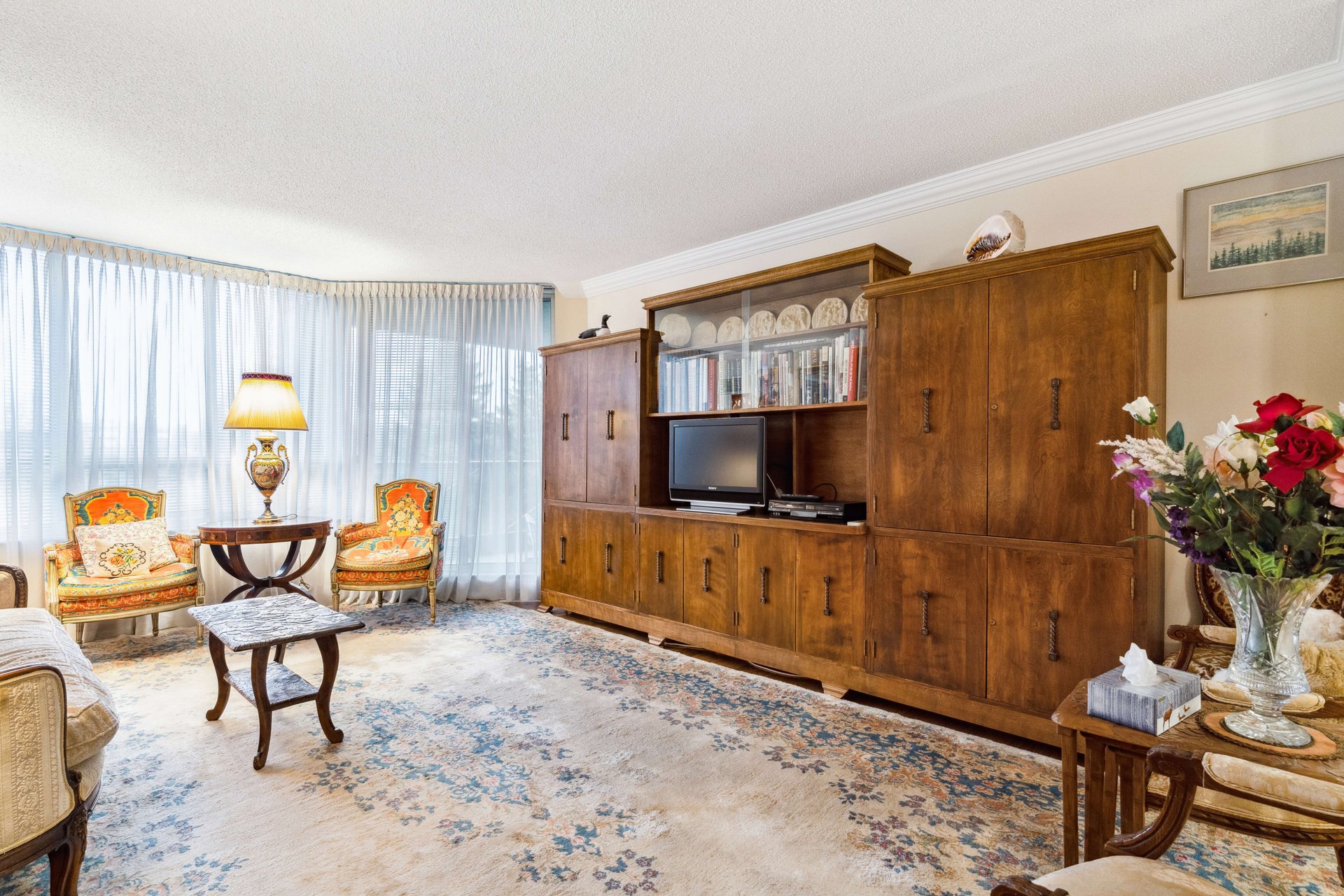 All inclusive condo in fabulous location!