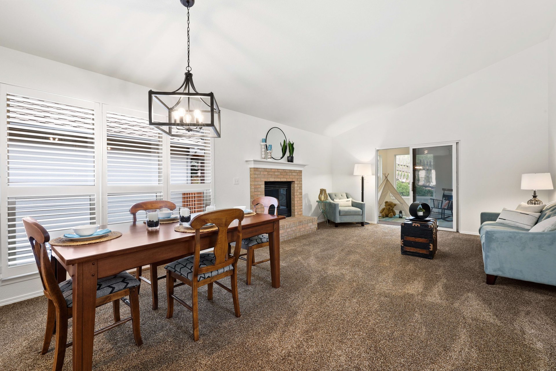 5423 Lions Gate Lane