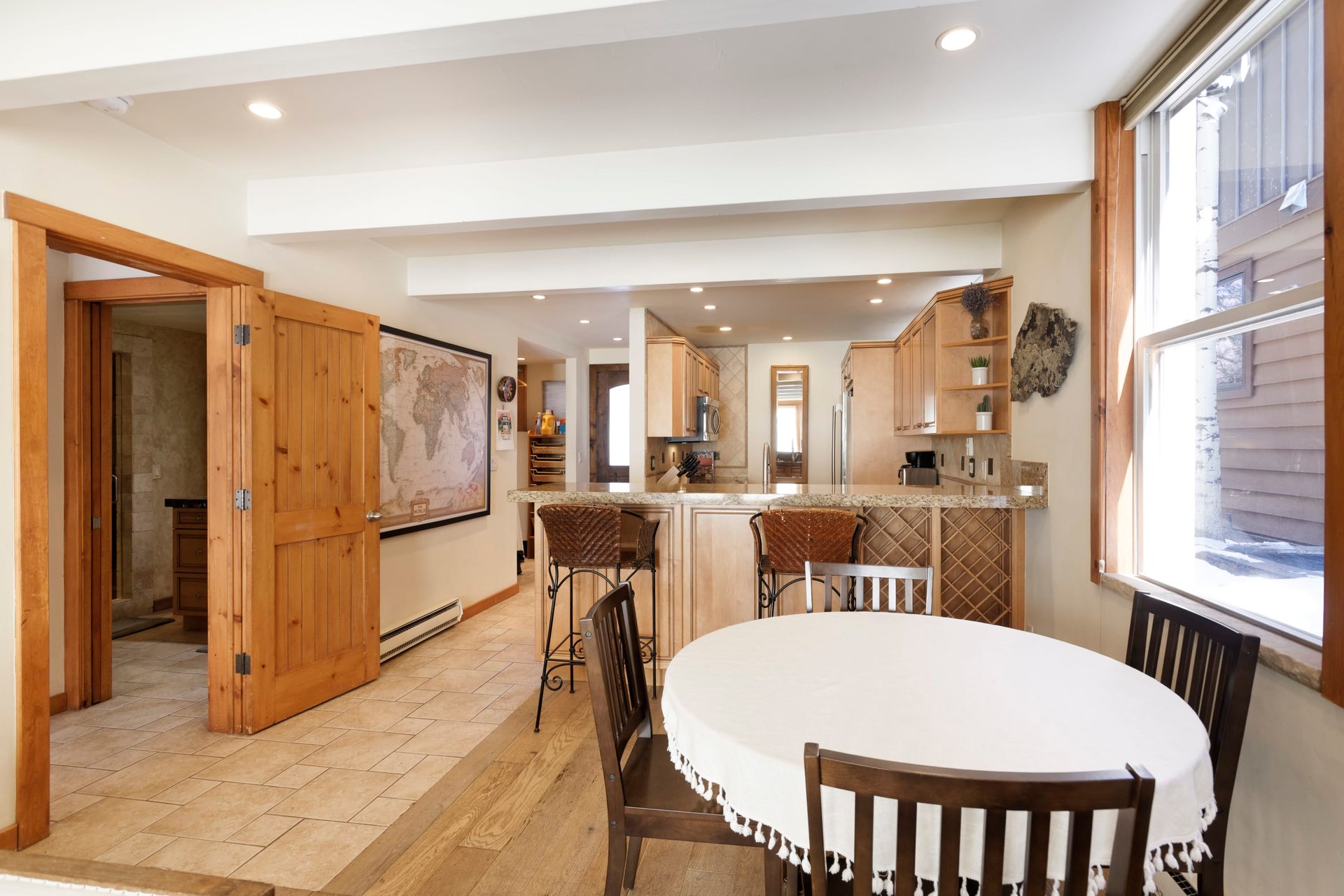 801 E Hopkins Avenue Unit: 1
