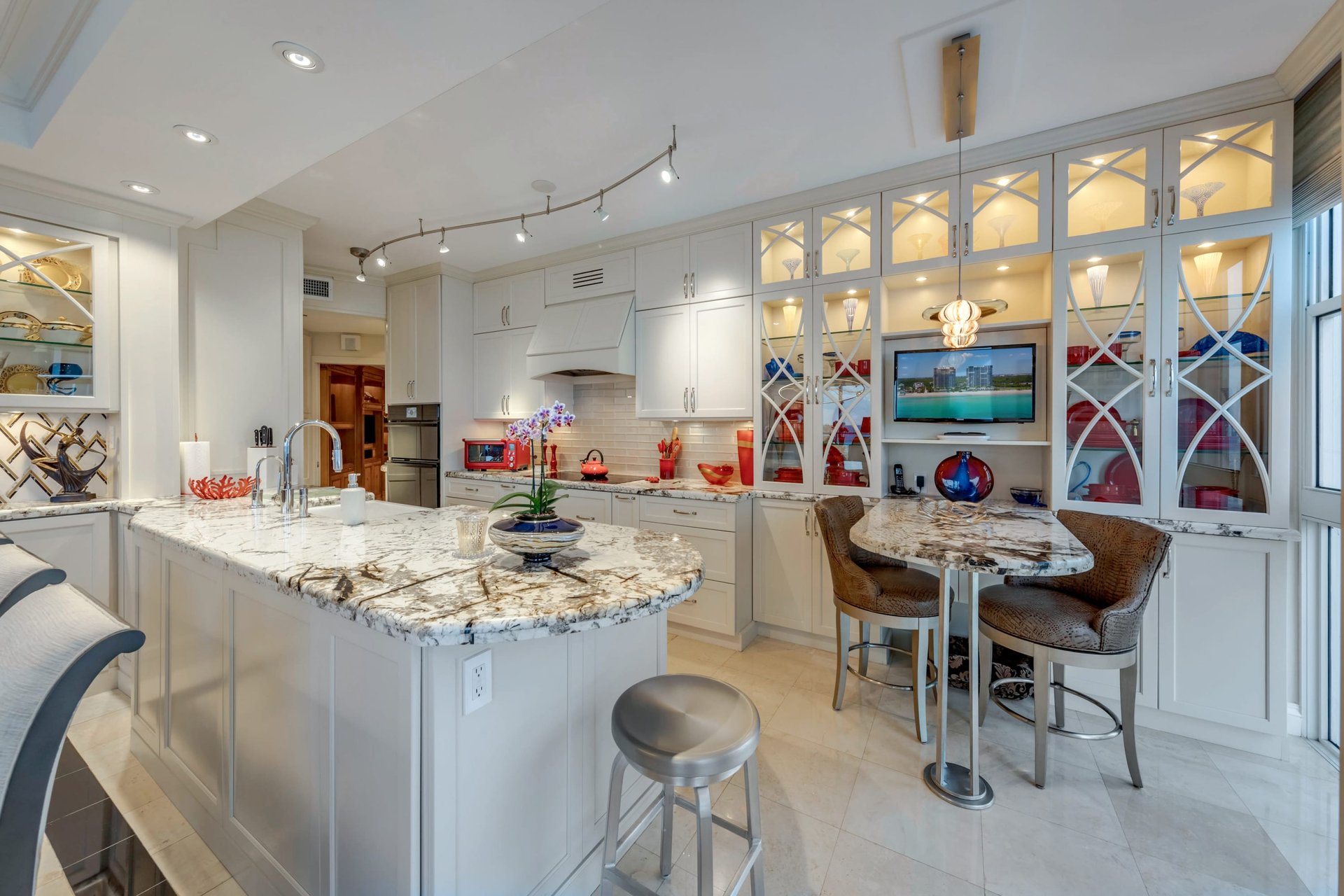 6001 N Ocean Dr Unit: 901