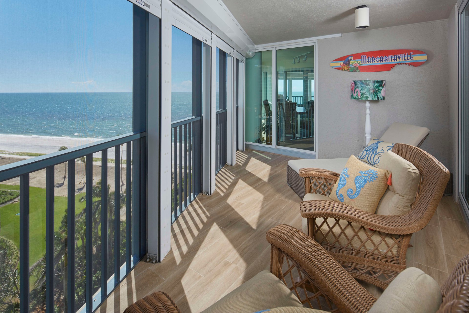 VISTAS 901 AT PARK SHORE