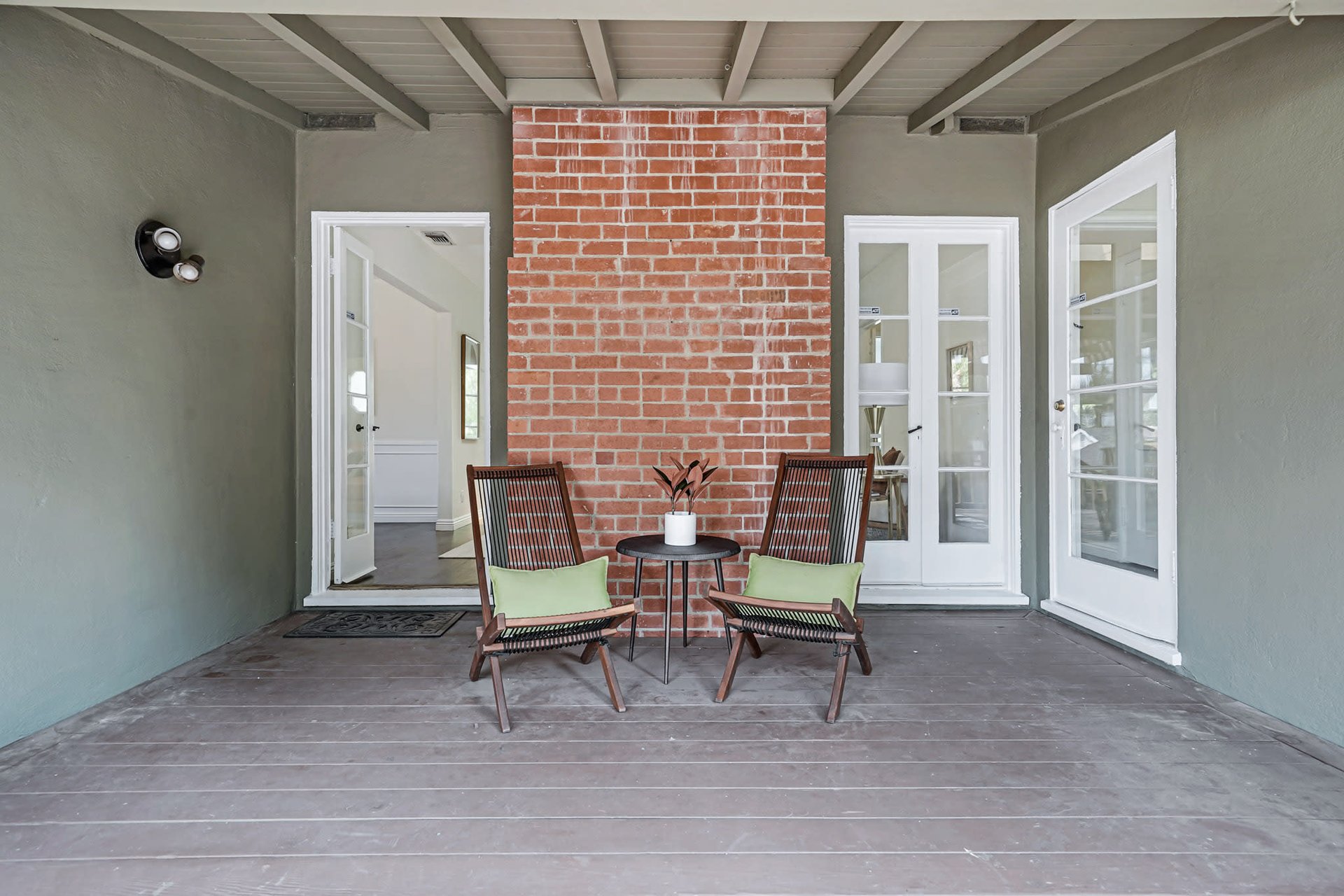 Beautifully Updated Traditional Home in Mid-City