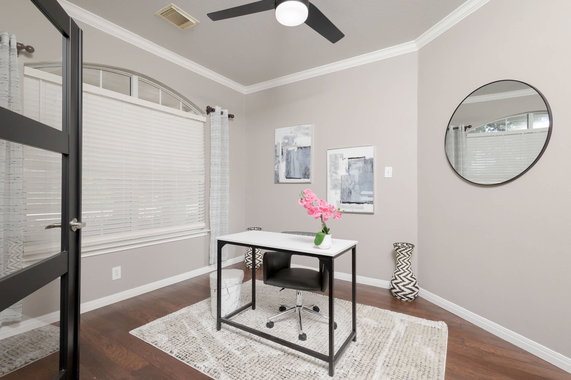 24843 CRESCENT RUN