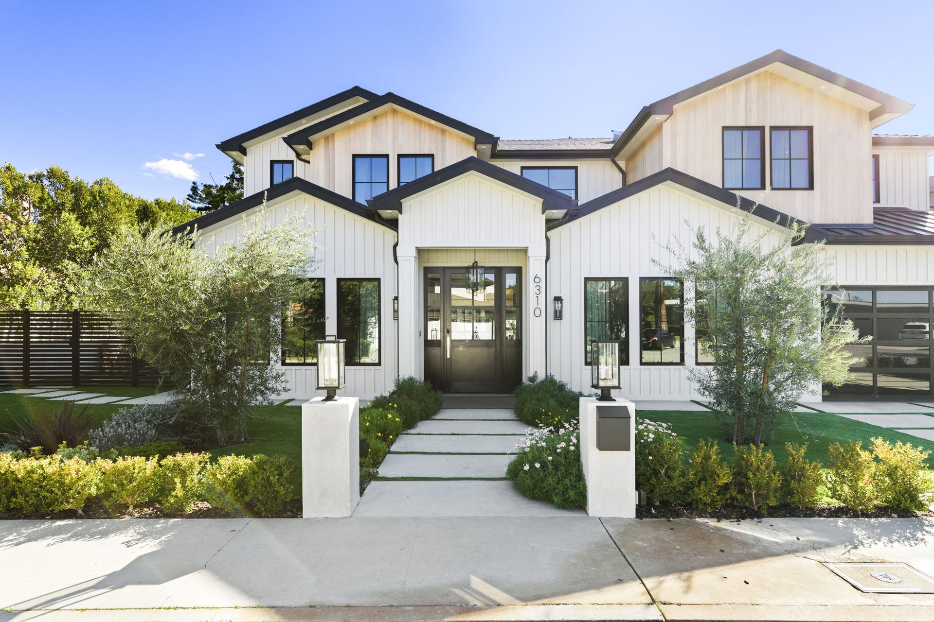 Designer Furnished Executive LA Lease