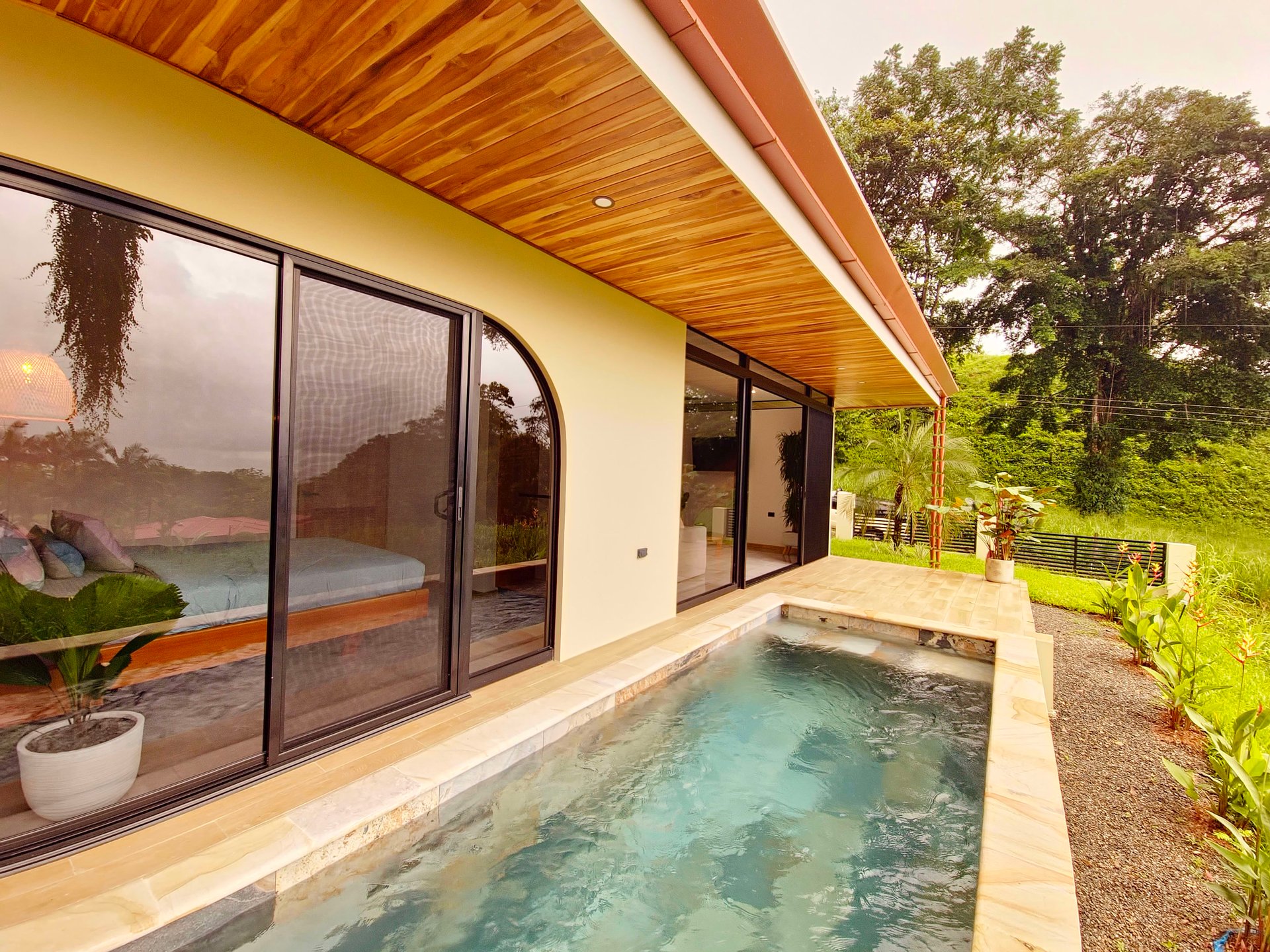 Jungle, Ocean, and exclusive elements to live in the tropics at Casa Elementum