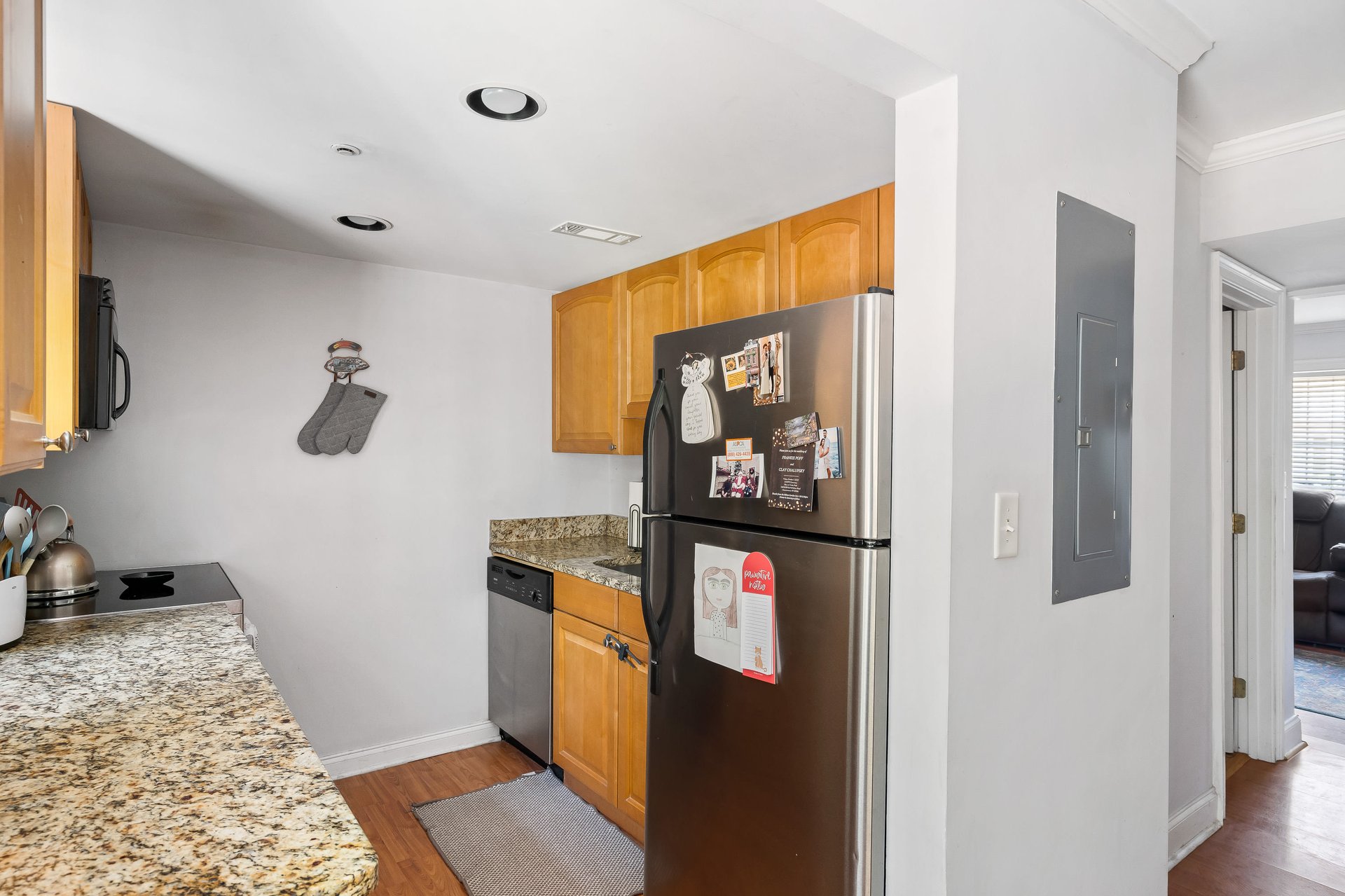 107 Rondak Cir 