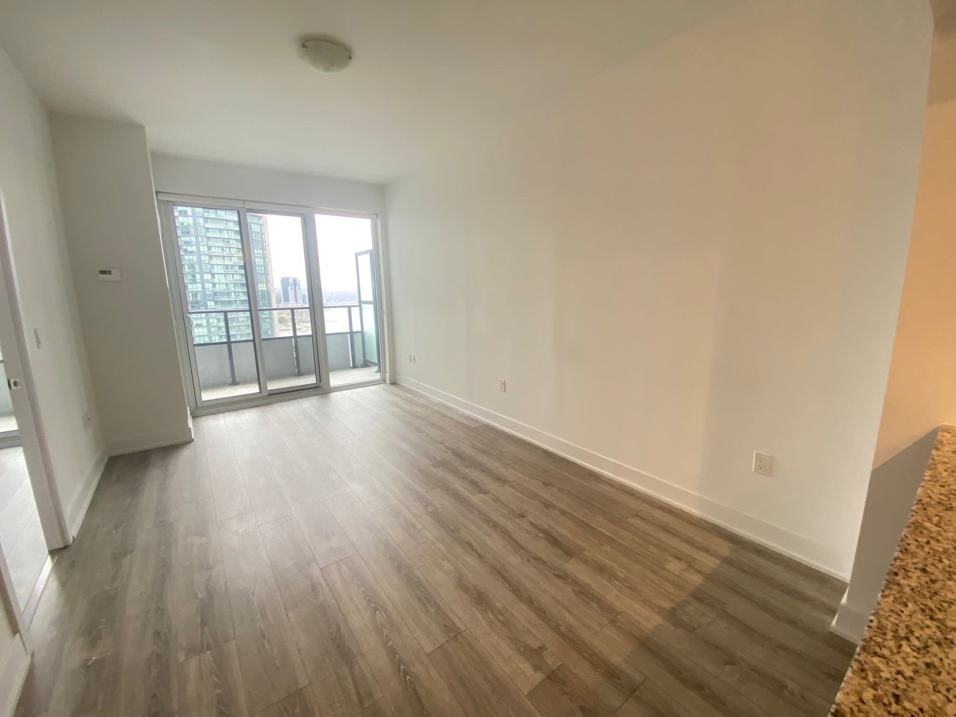20 Shore Breeze Dr Unit: 2305