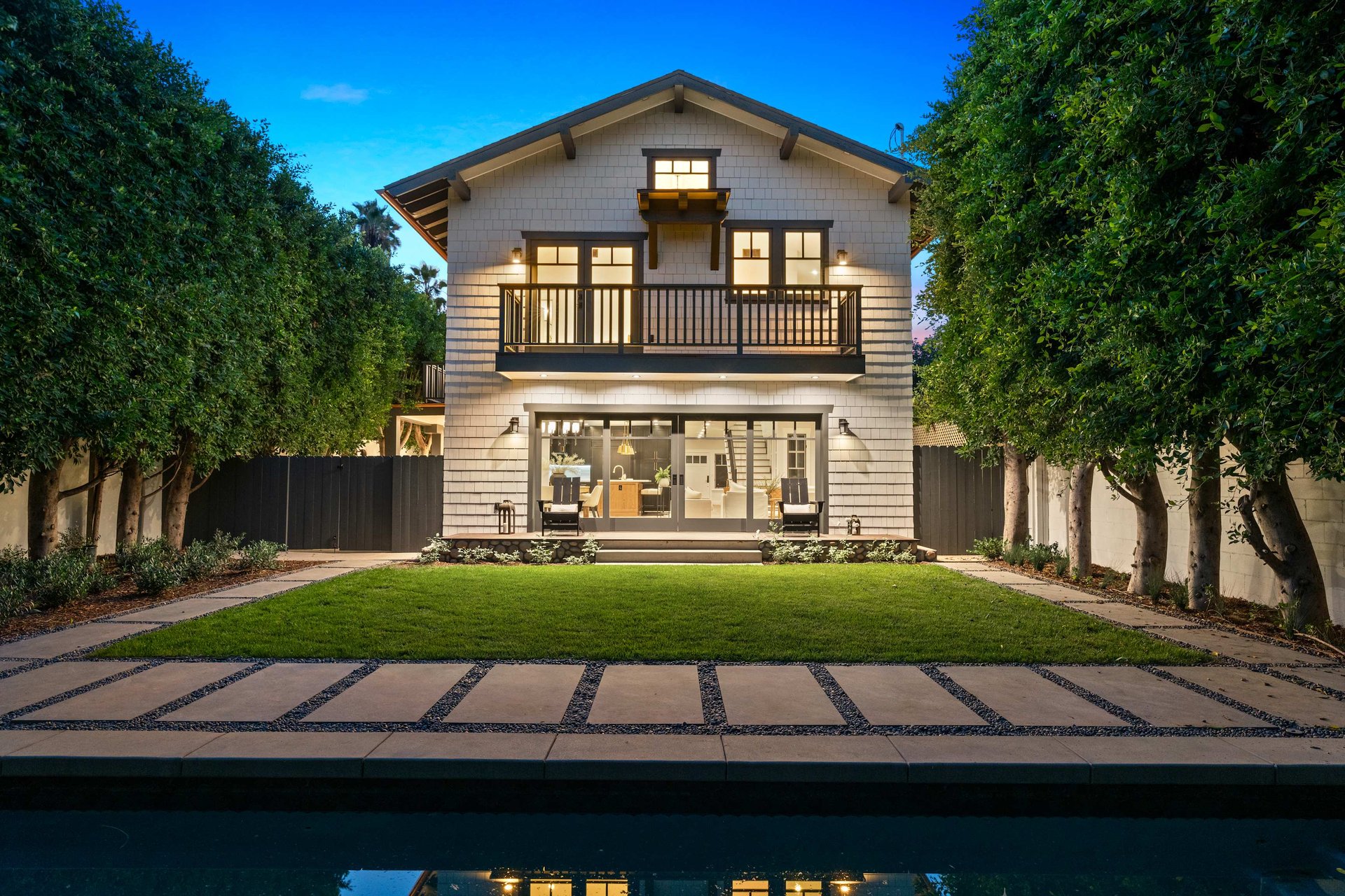 1520 N Sierra Bonita Ave, Sunset Square