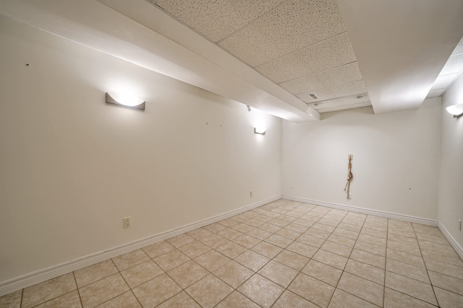1405 Cedarglen Ct