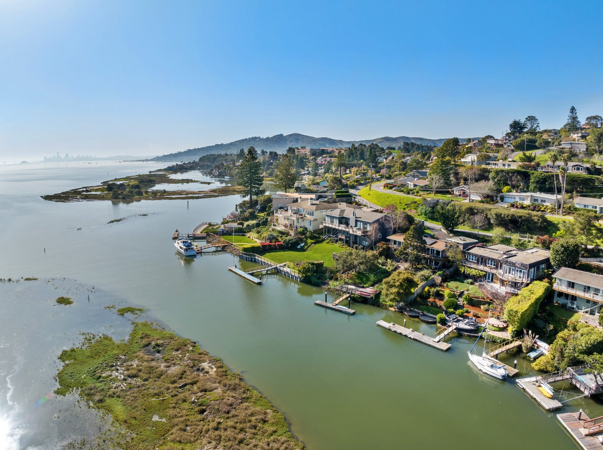 Waterfront Living in Strawberry