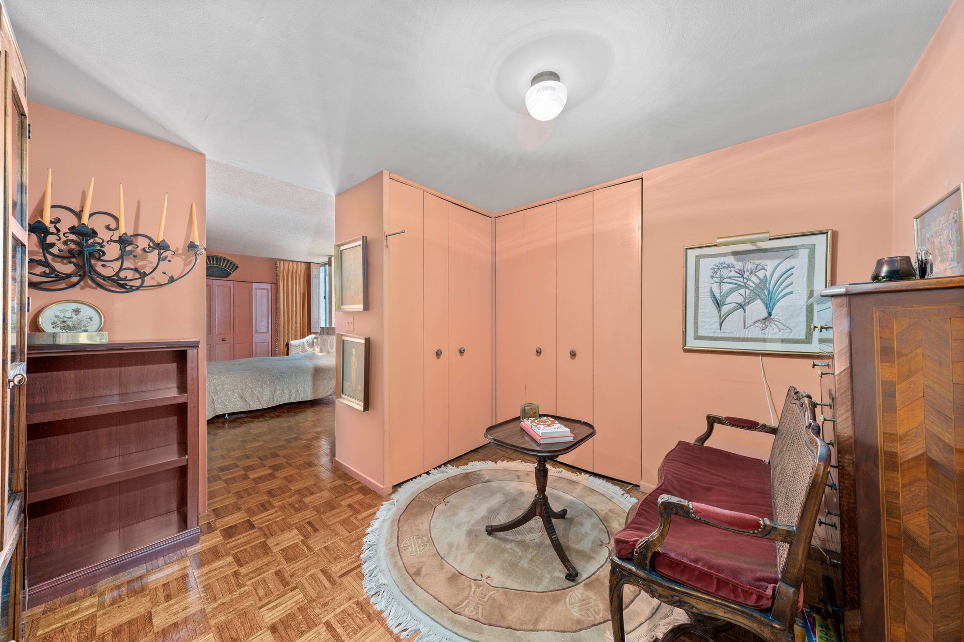 The Comstock #1B, Wilshire Corridor