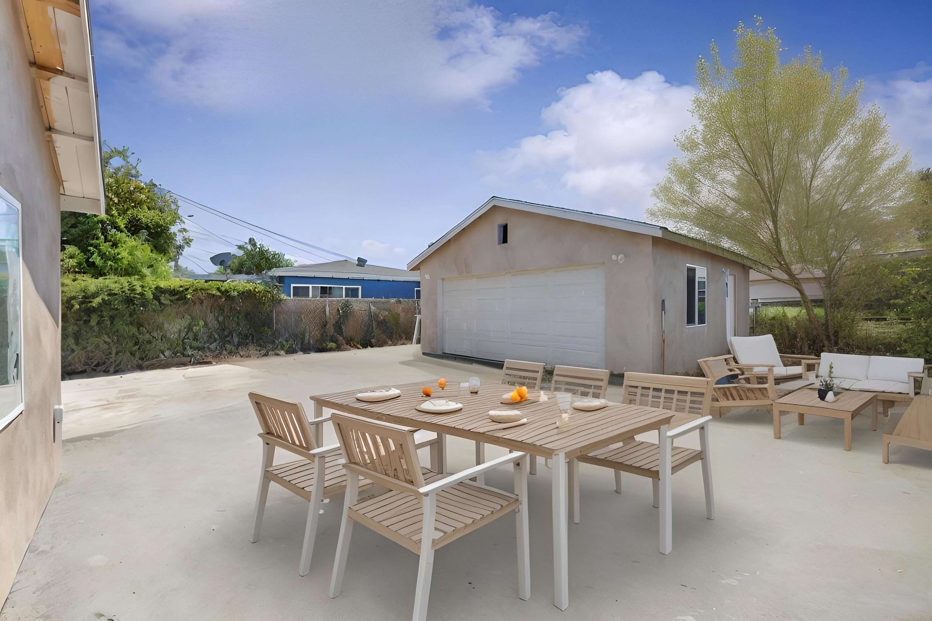 15307 Larch Avenue