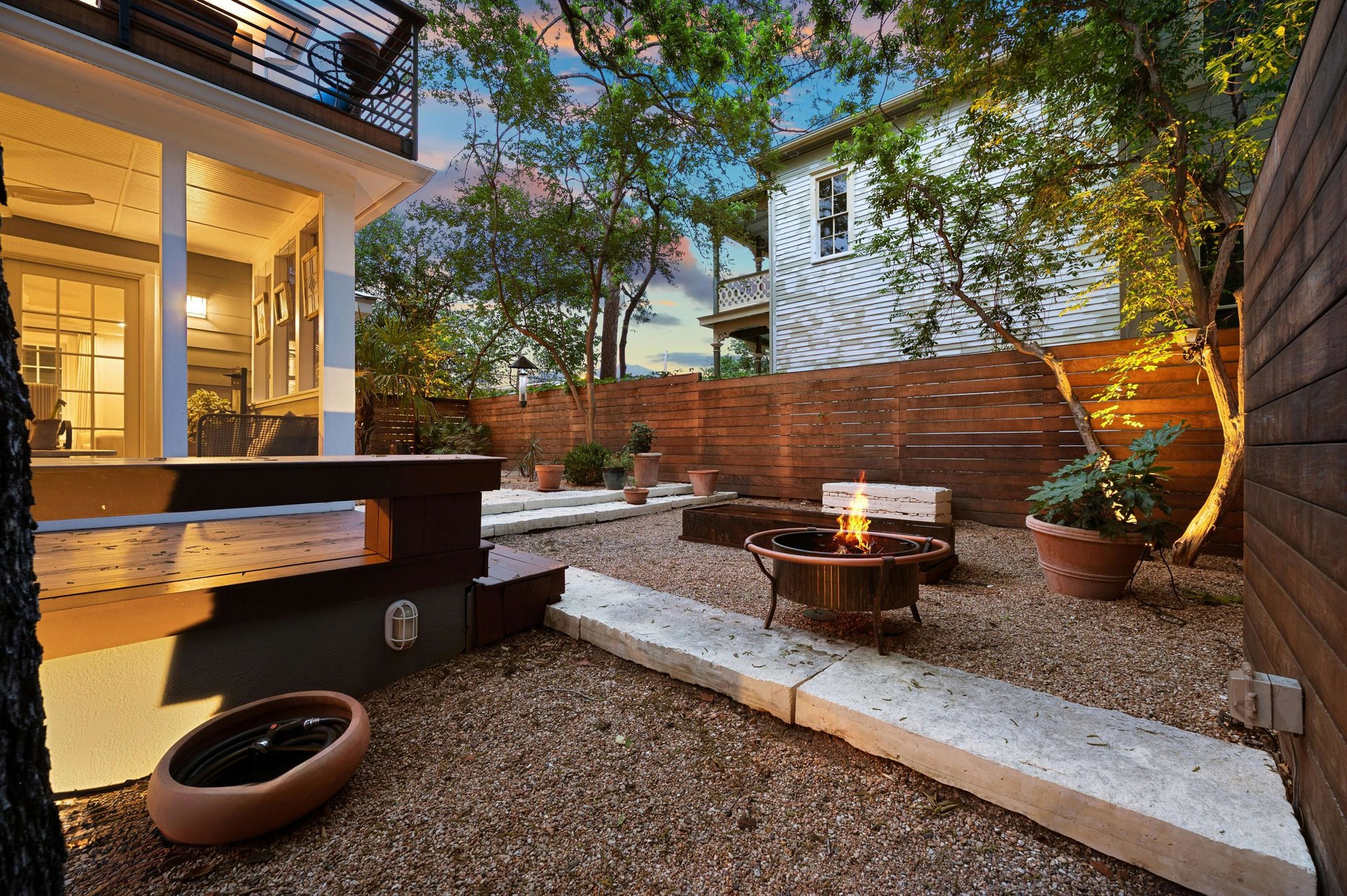 1409 W 9th Street 