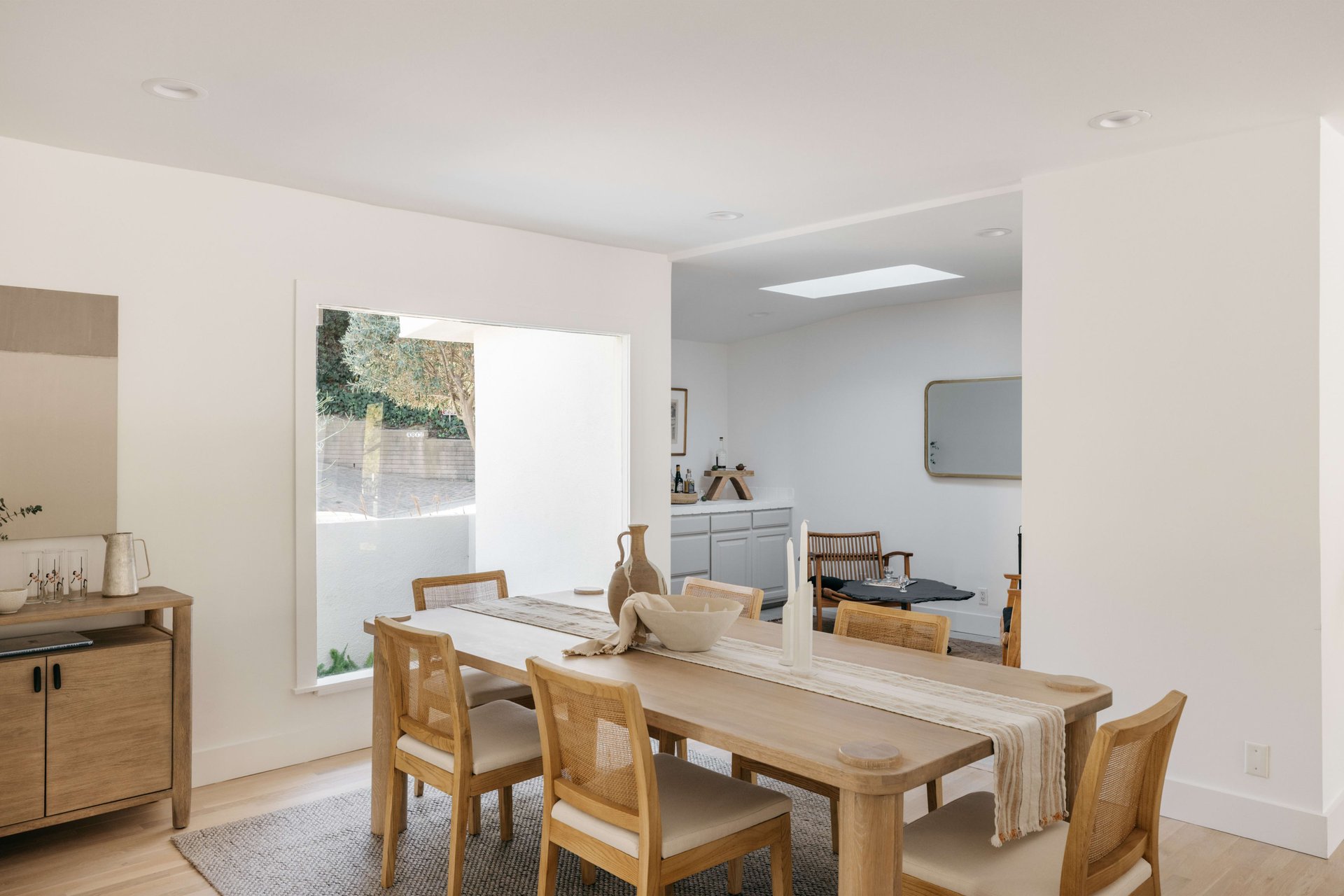 A Peaceful c. 1954 Architectural in Los Feliz