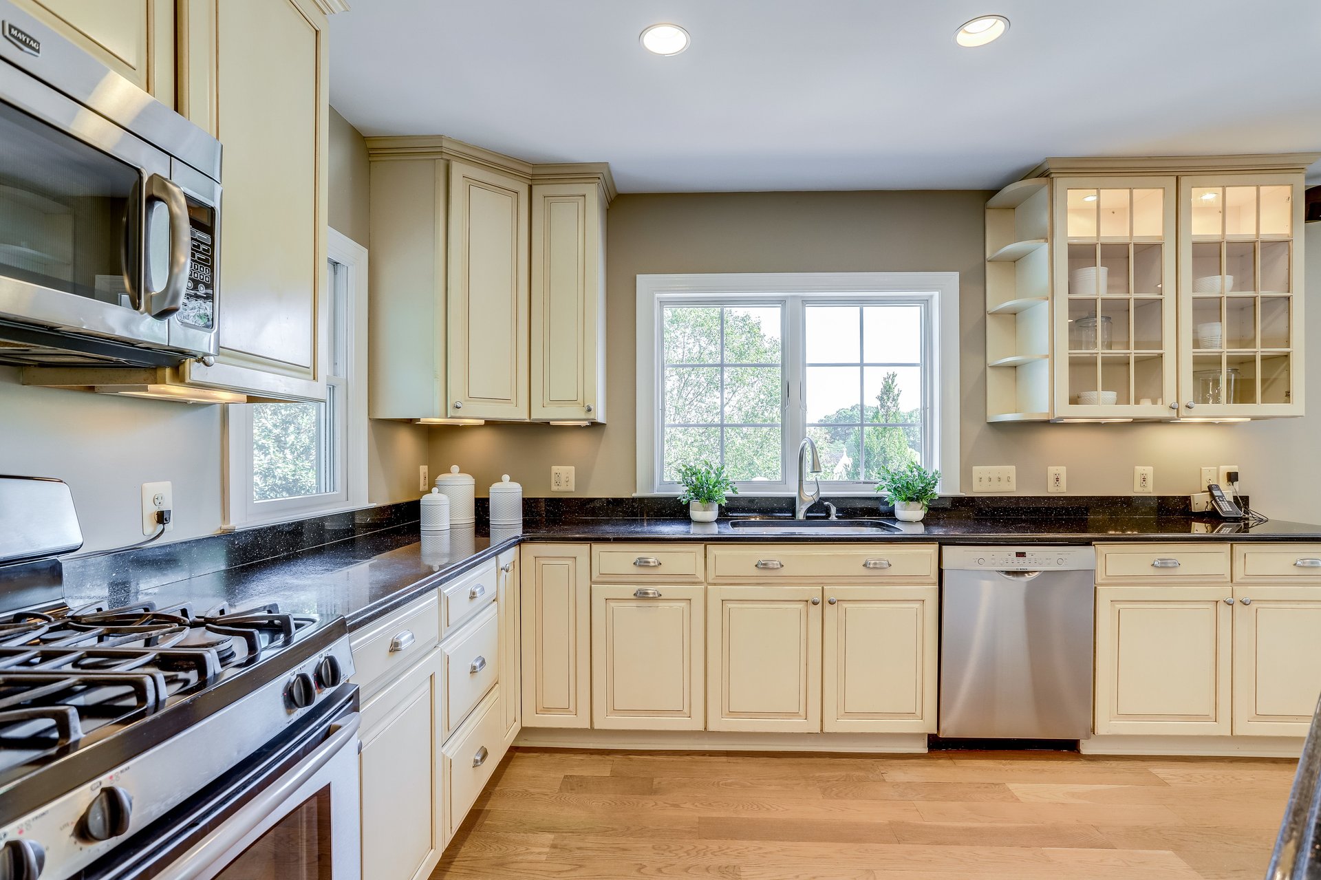 307 Kentucky Ave, Alexandria, VA 22305