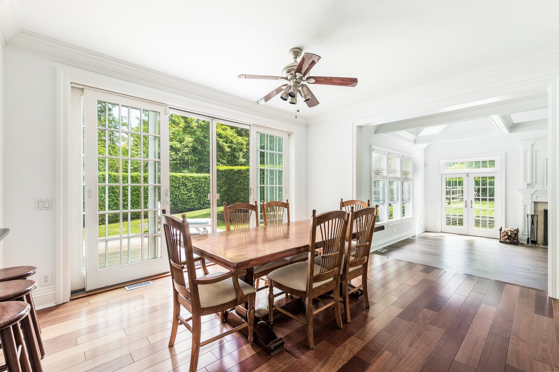 160 Ferry Rd