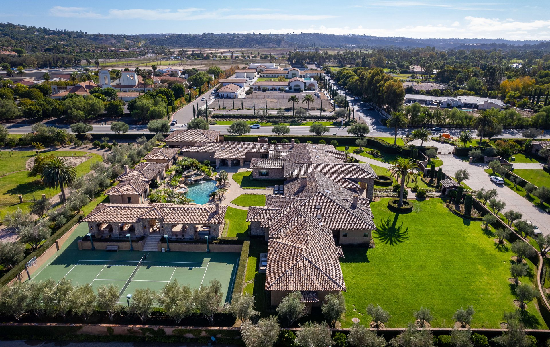 BREATHTAKING BELLA SIENA