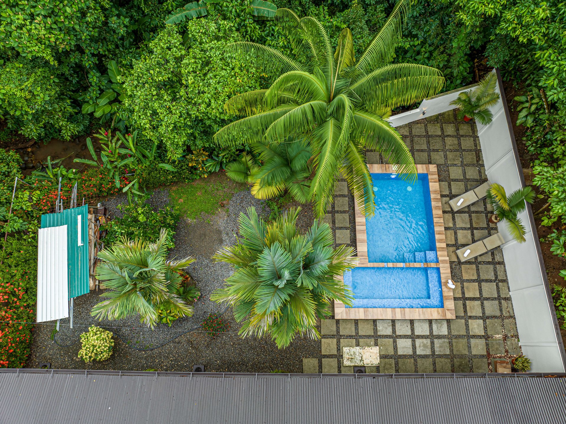 Commercial Building Opportunity in the Heart of Uvita. On Creek with Beautiful Jungle View