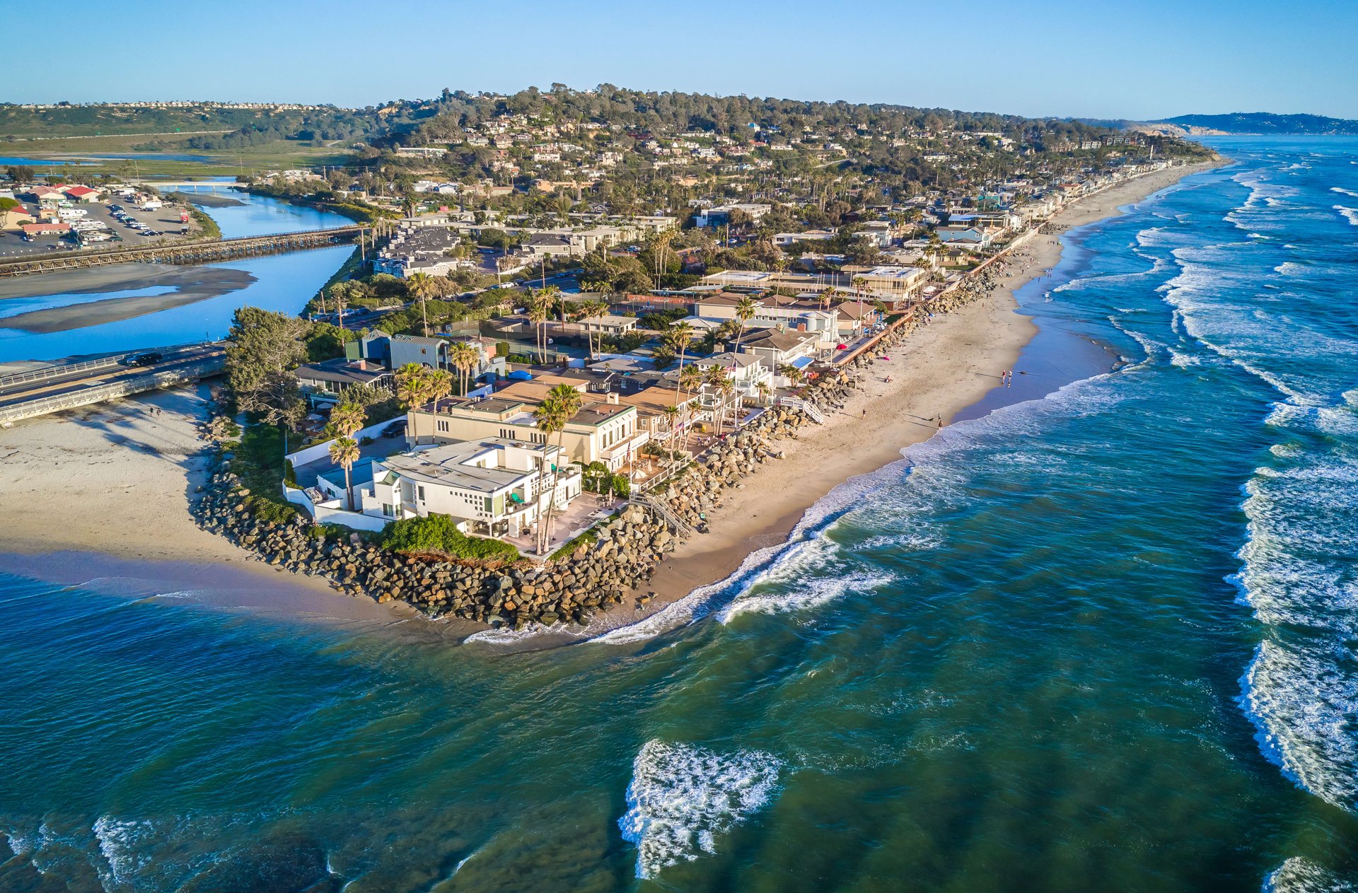 ON THE SAND, OCEANFRONT IN DEL MAR