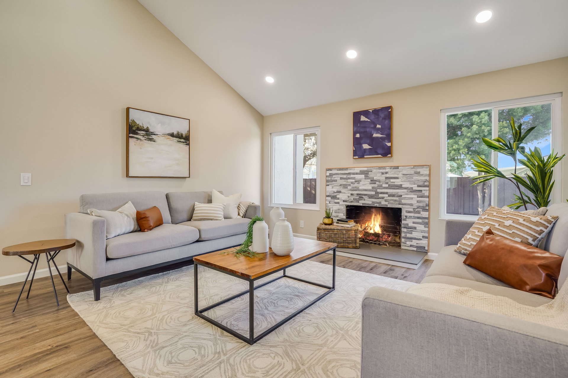115 Rosewell Way