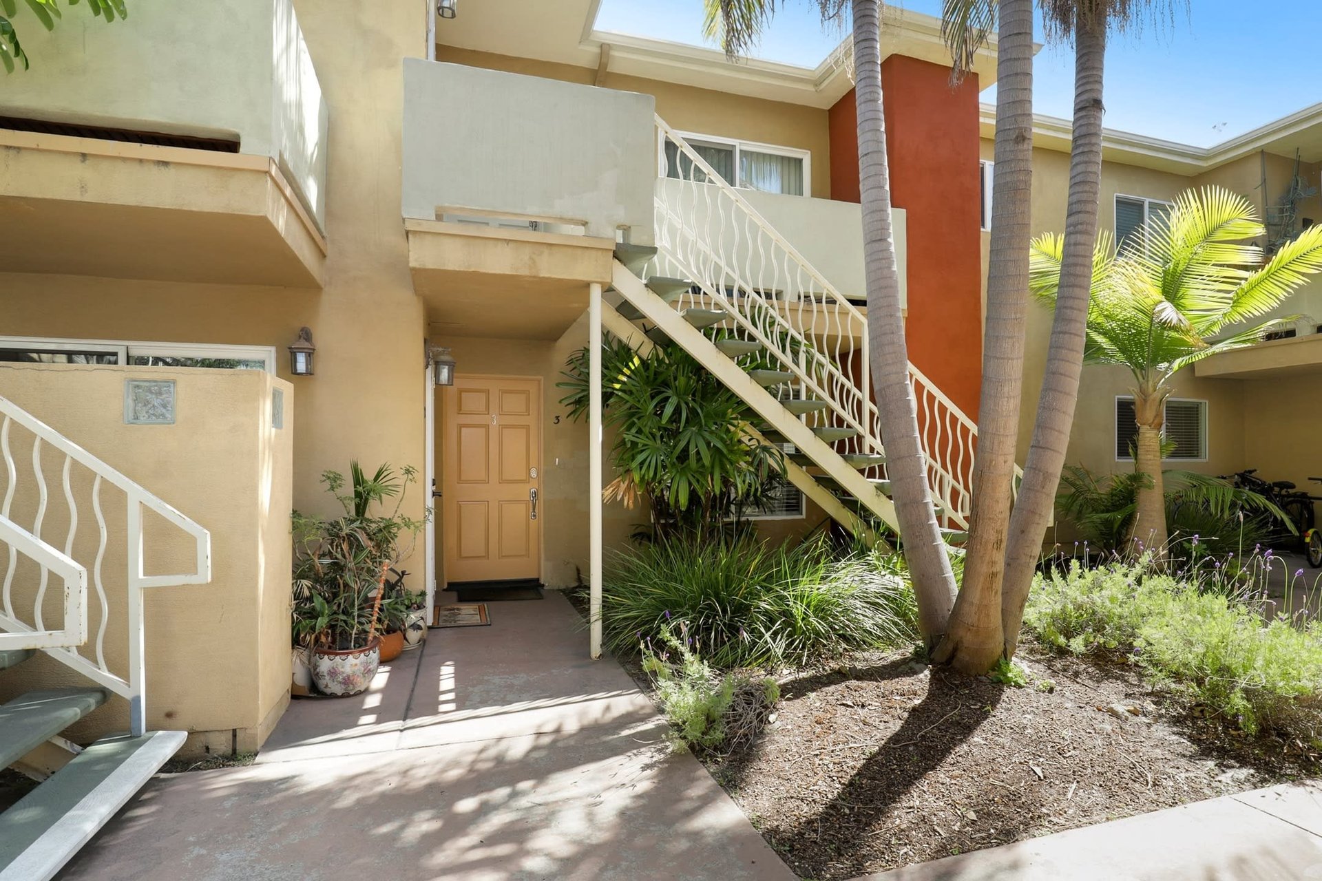 4437 Mentone St #3