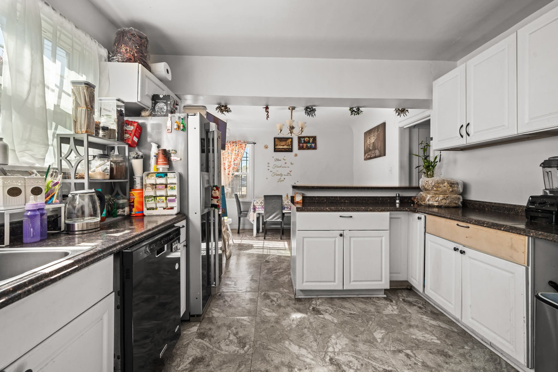 Wonderful Pride-of-Ownership Spanish 2-Story Duplex in Longwood Highlands