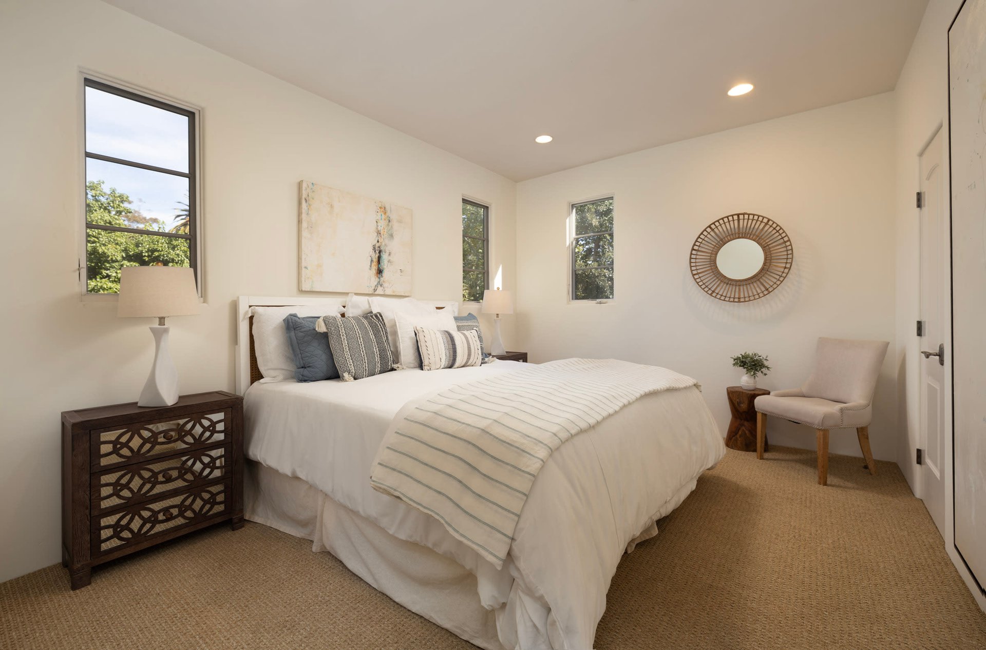 4386 Modoc Rd, Santa Barbara