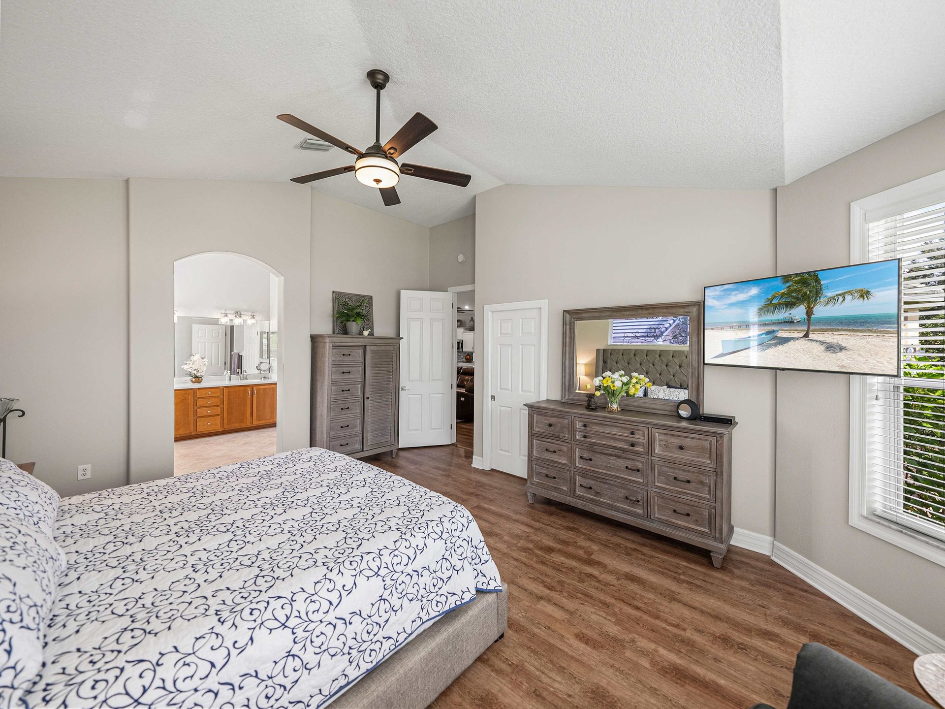 13130 PALMILLA CIR
