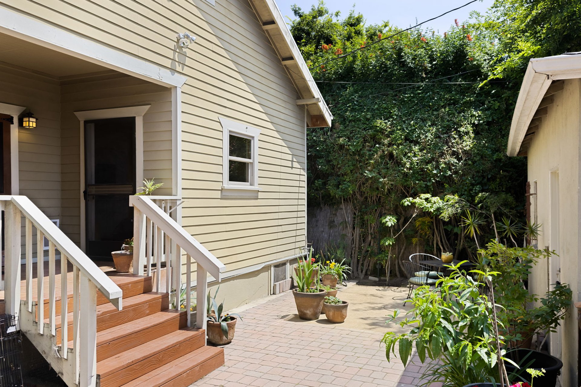 Wonderful Historic Craftsman Home in Jefferson Park