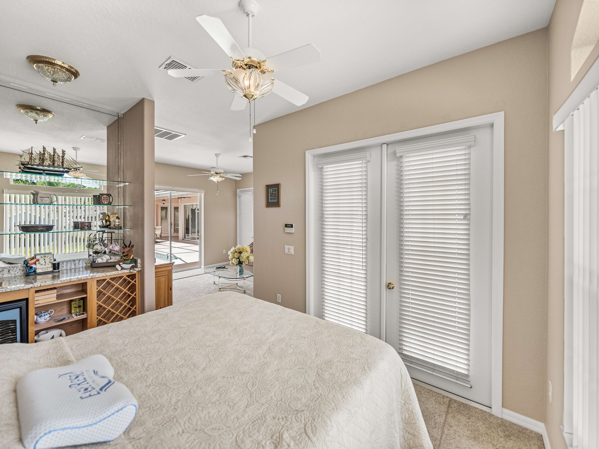 12419 WOODLANDS CIR