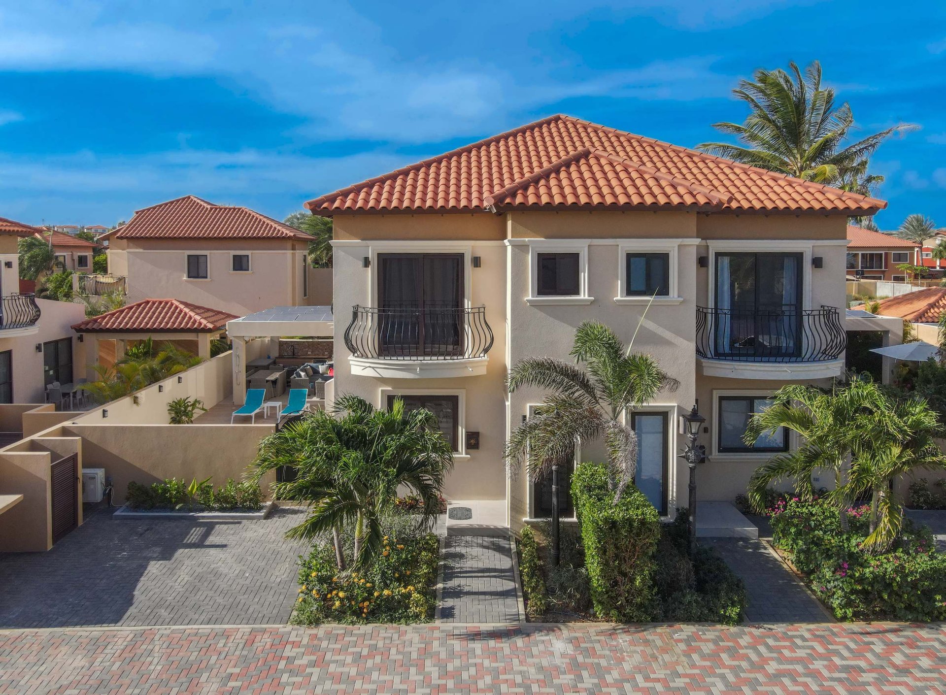 Duplex in Gold coast Unit 169 A