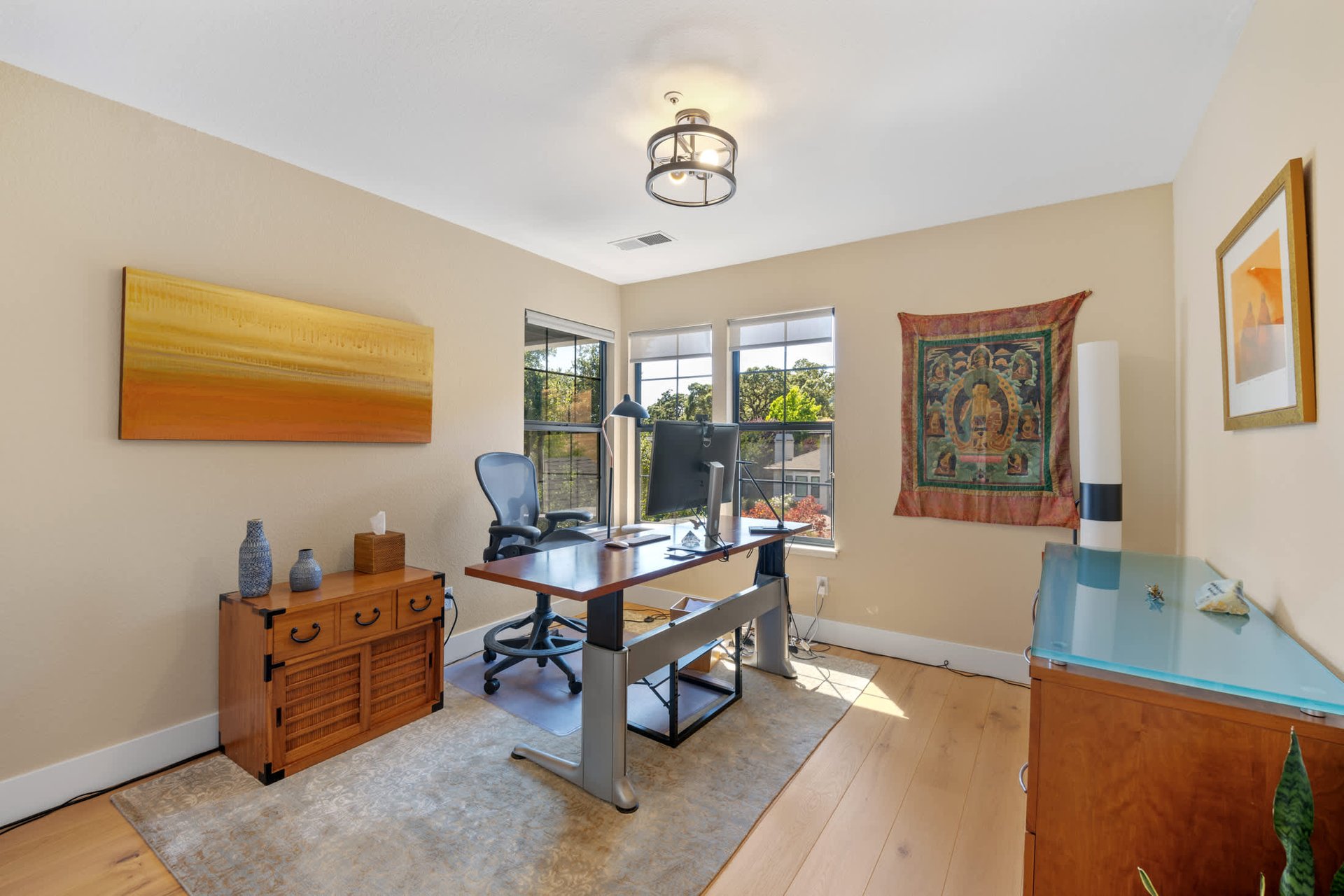 Stylish & Updated in Partridge Knolls