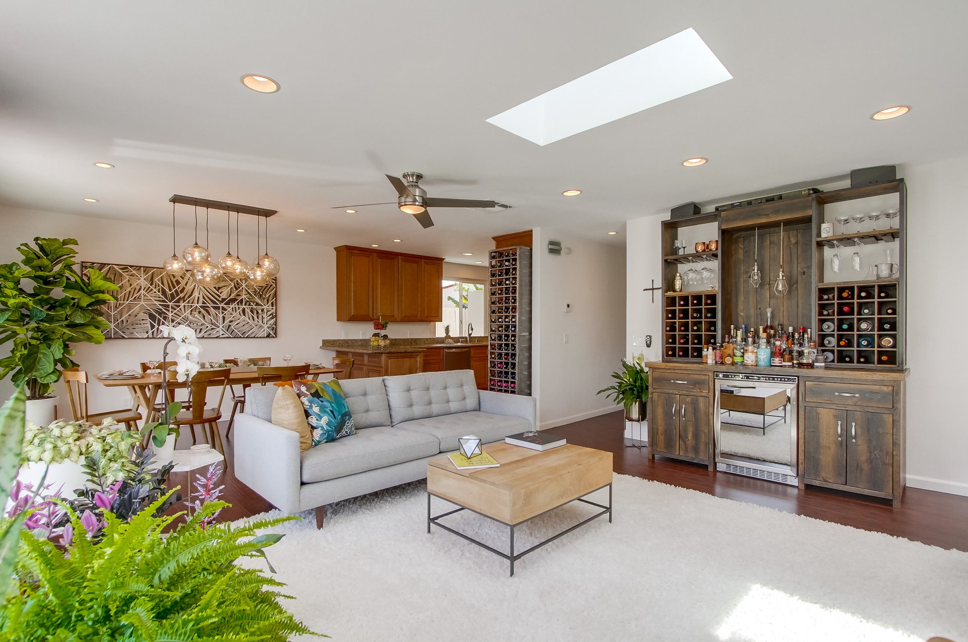 4565 Highland Avenue