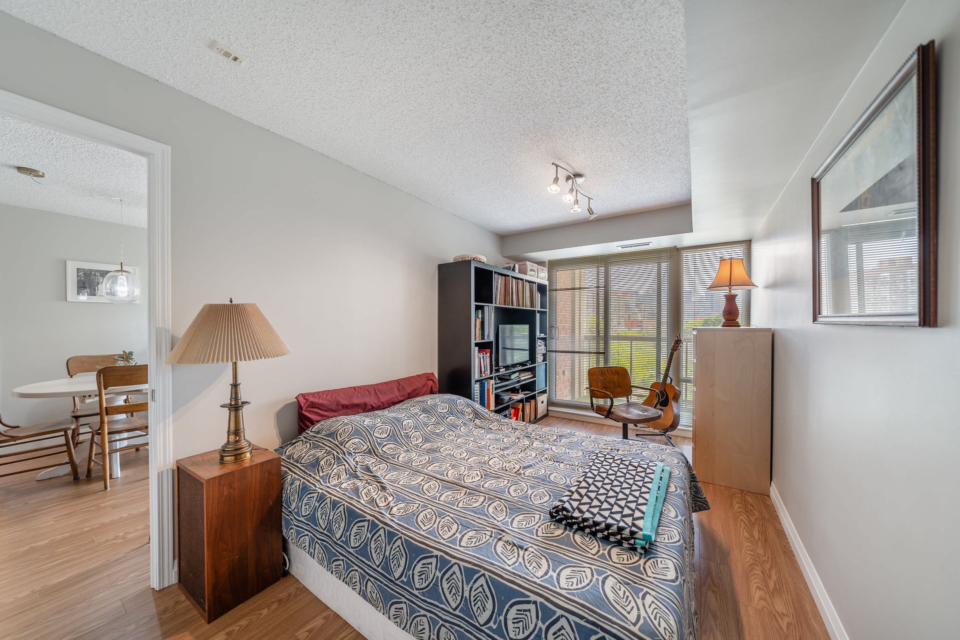 15 Stafford Street #401