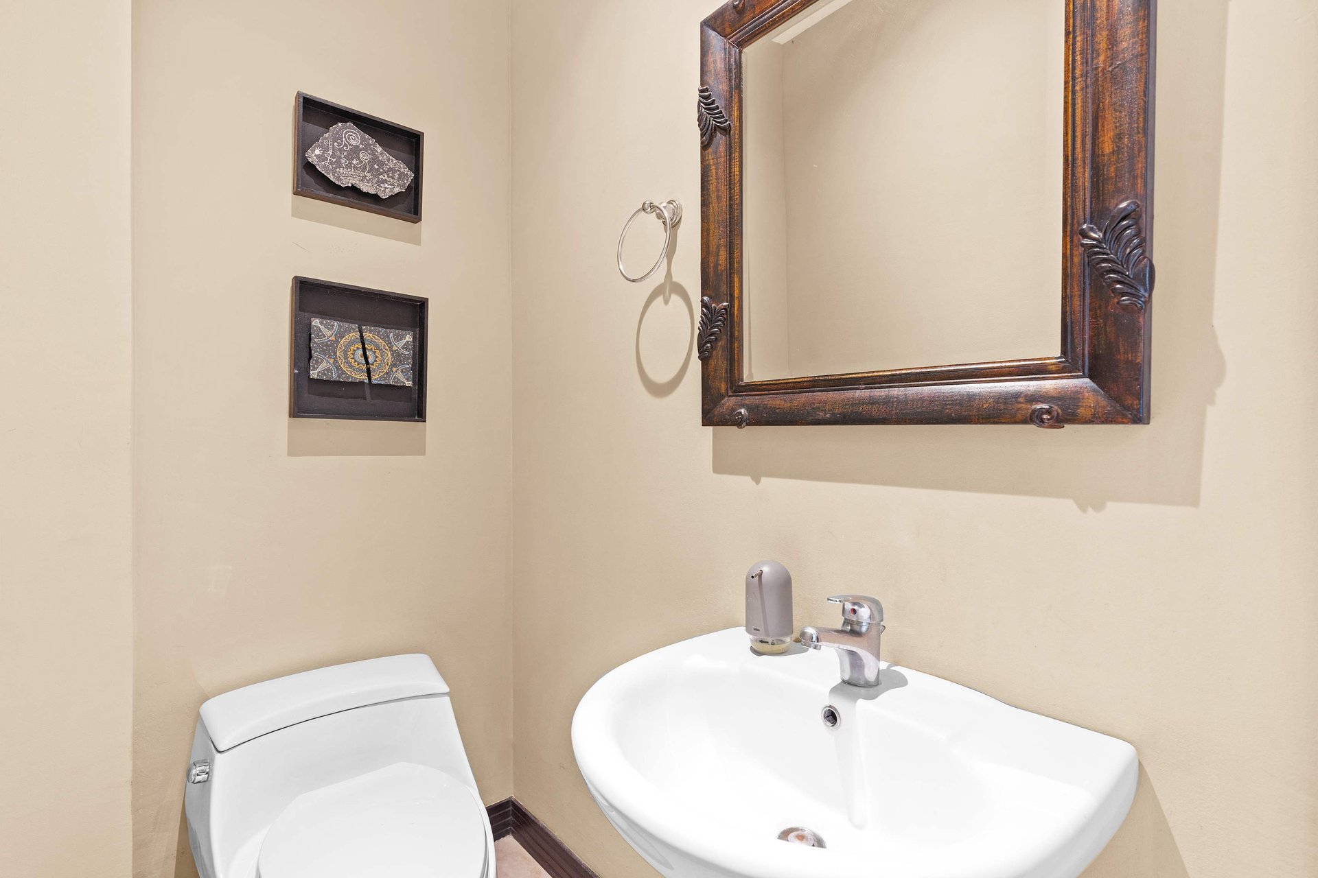 Maison Blanche | Exquisite condo in the exclusive gated community of Altos de Flamingo