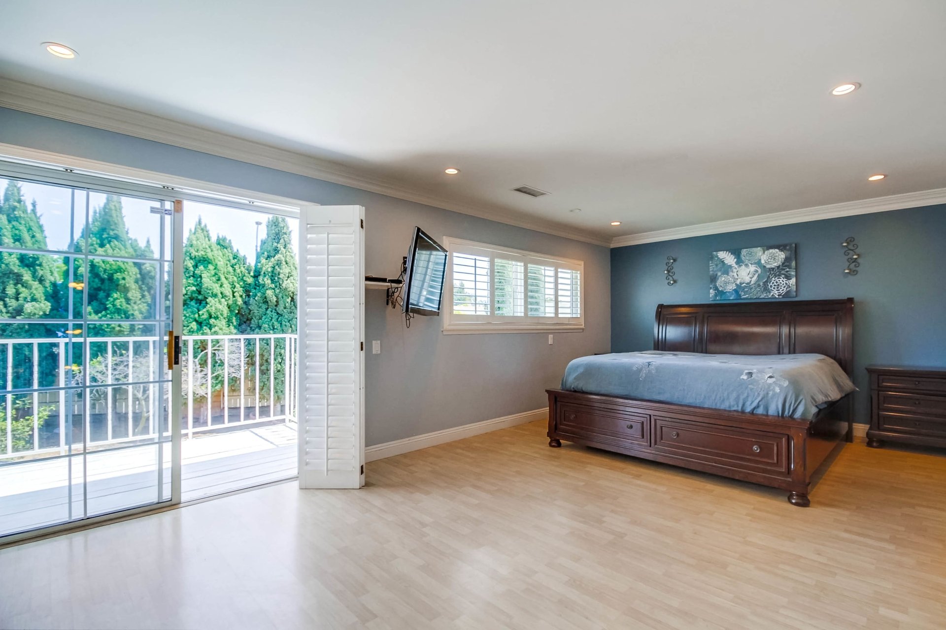 1326 Rain Forest Rd