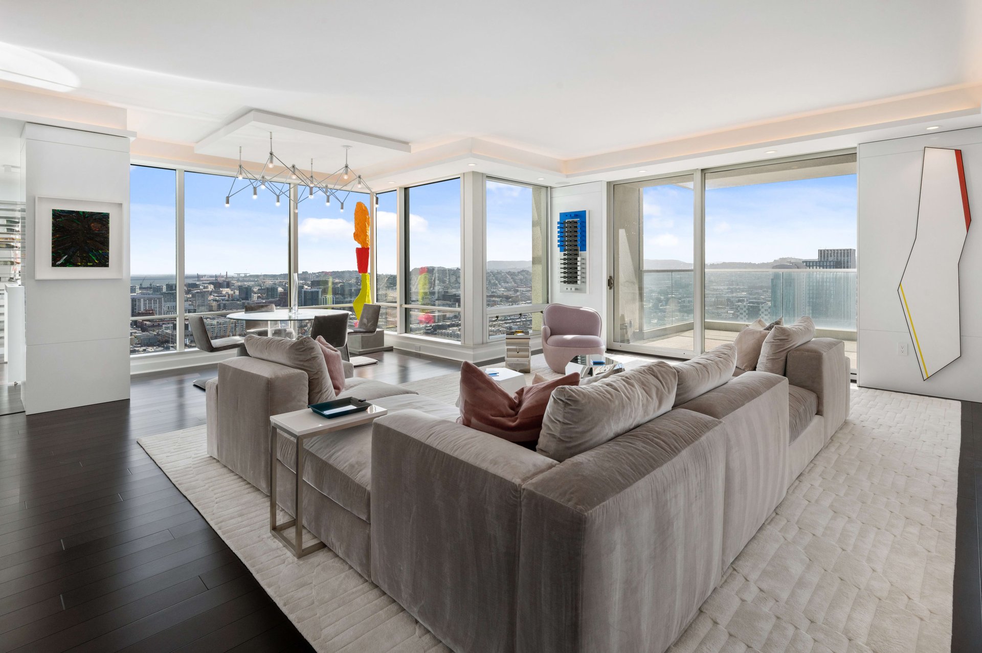 St. Regis Residence 30CD