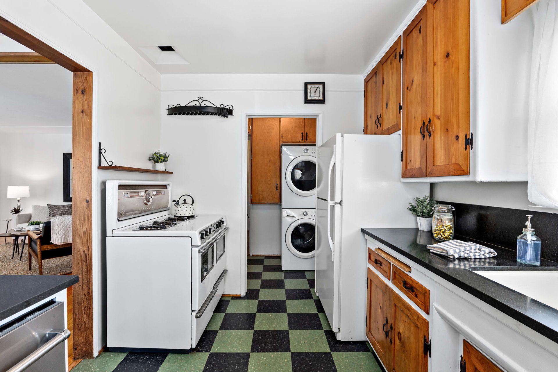12428 Matteson Ave, Mar Vista