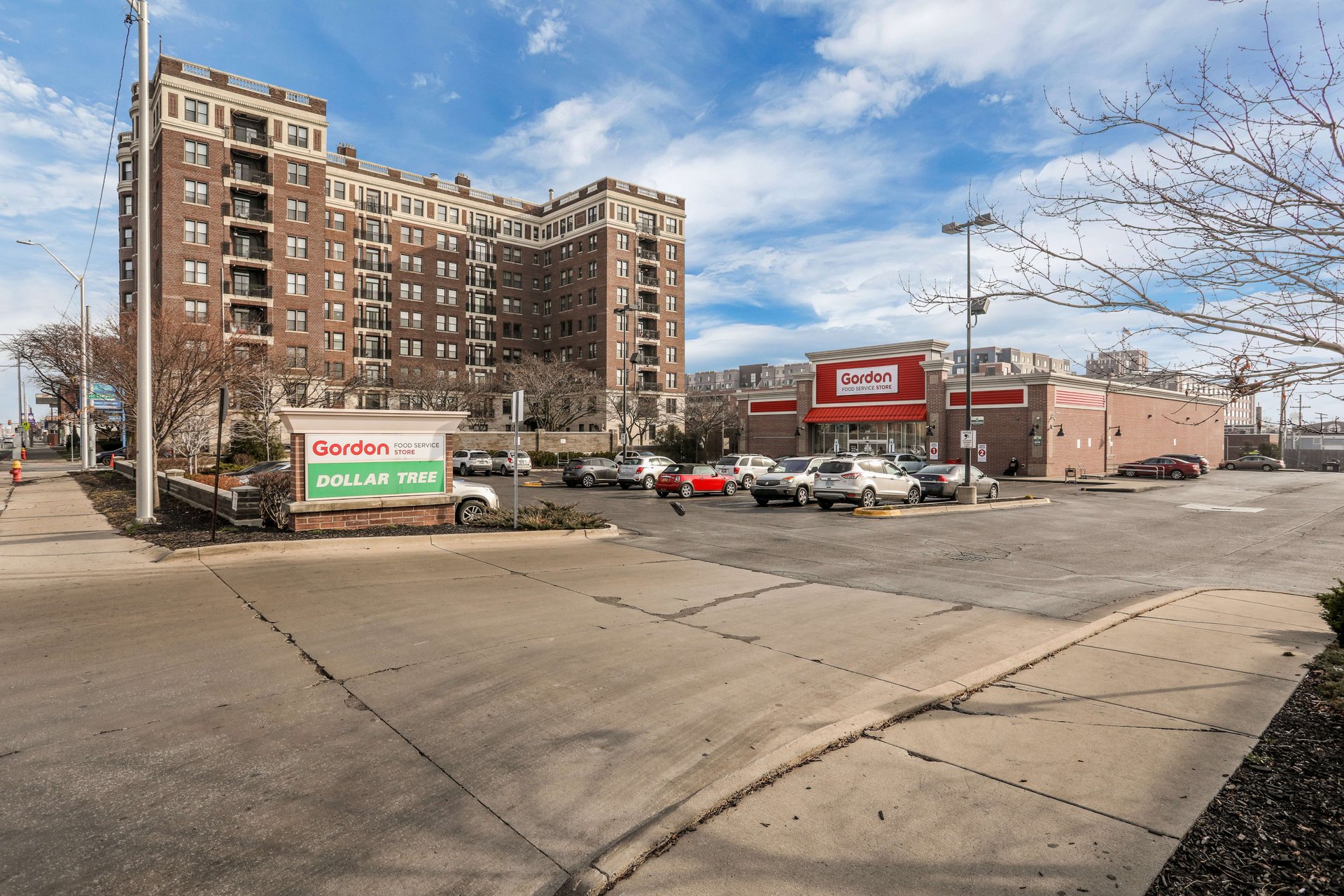 2900 E Jefferson Avenue Unit: A100