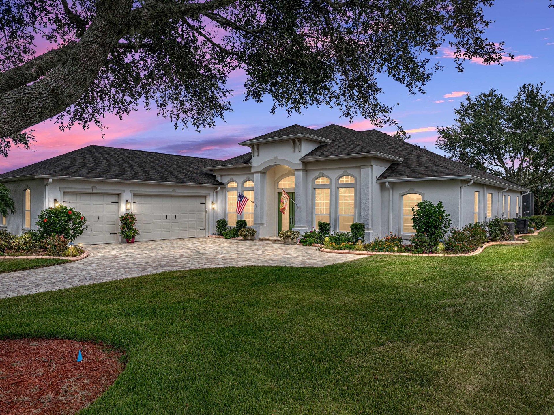 13228 THOROUGHBRED DR