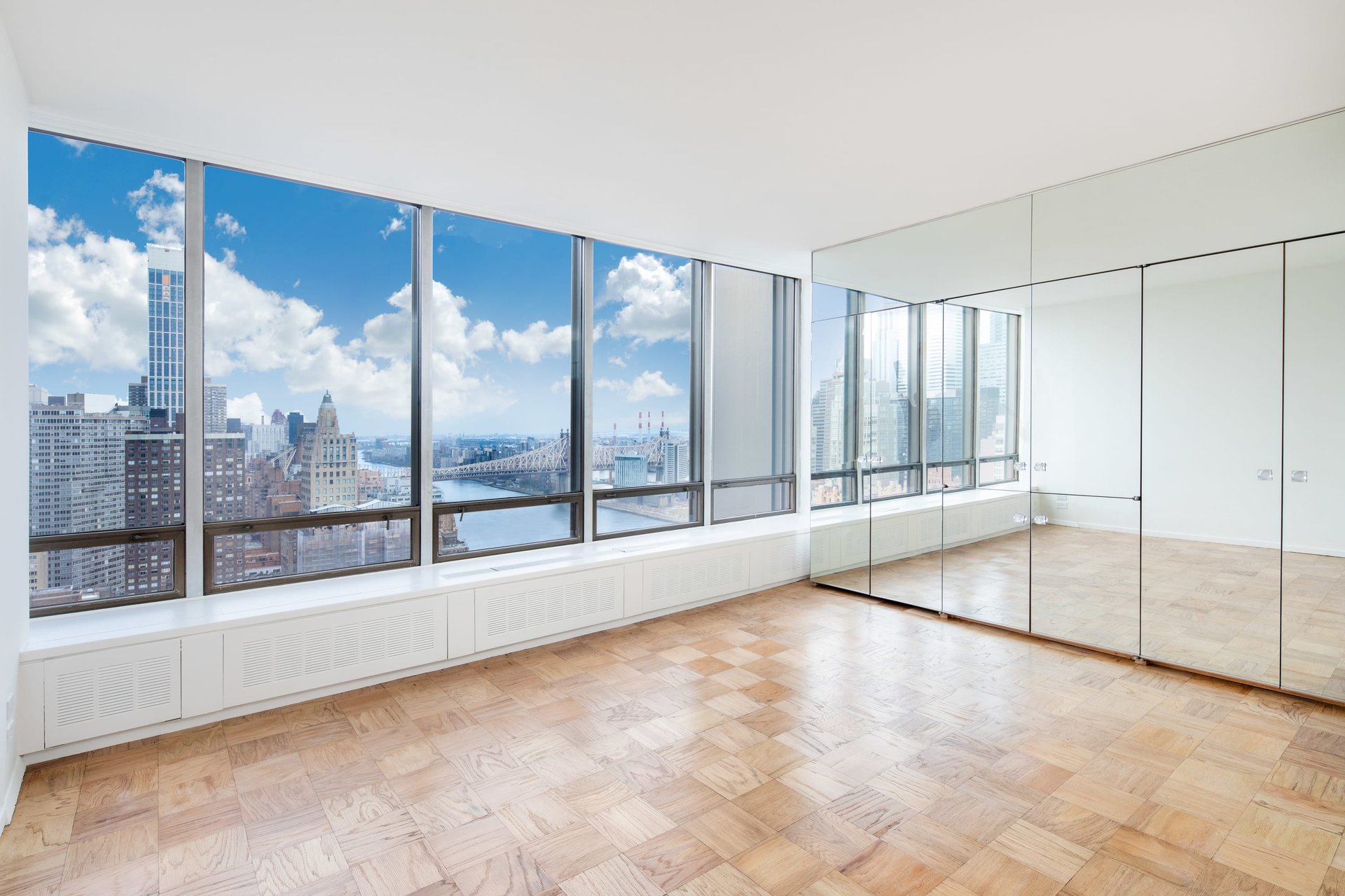 870 United Nations Plaza, 34B
