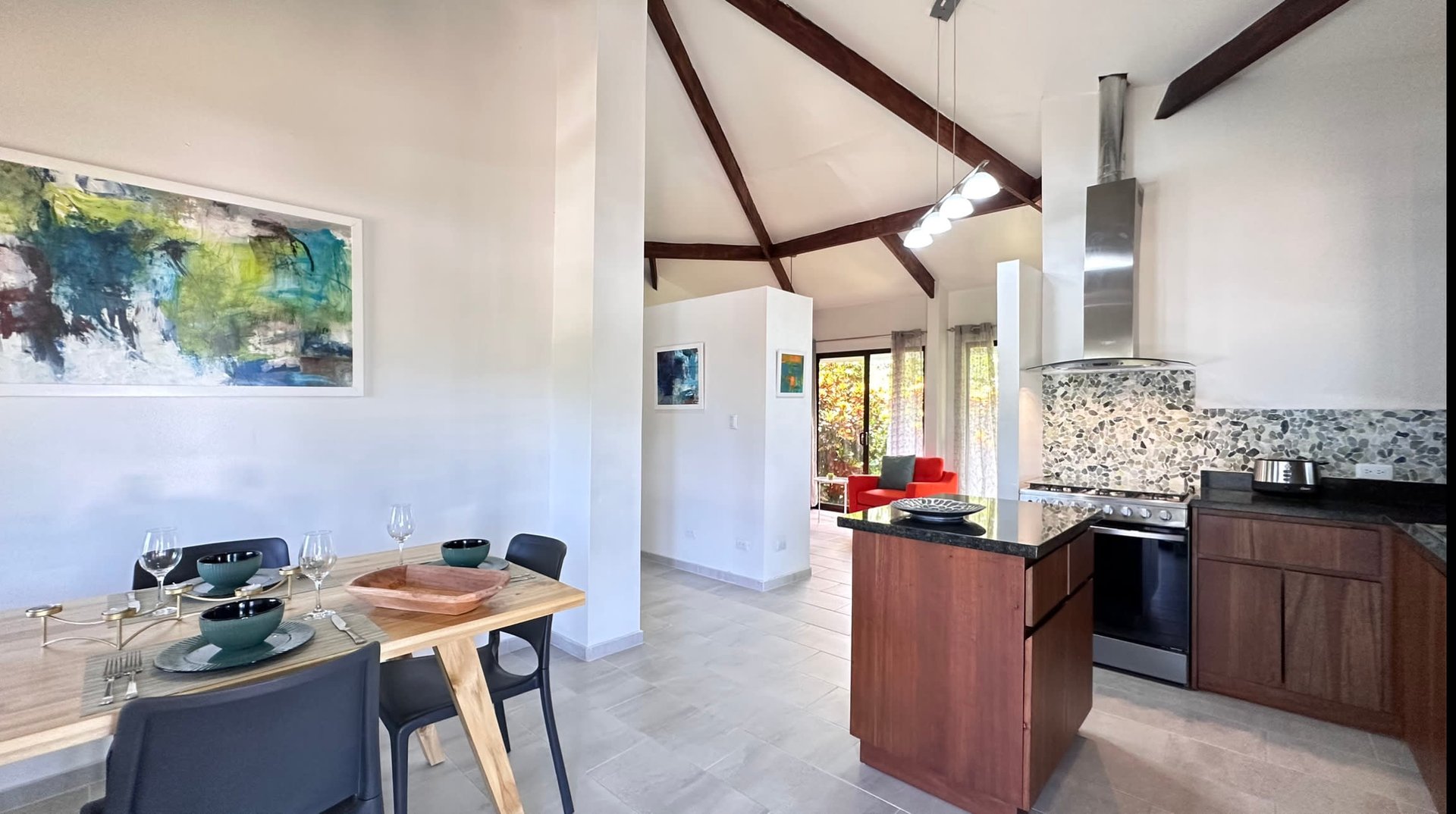 Uvita Home with Additional Lot Zoned Residential/Commercial