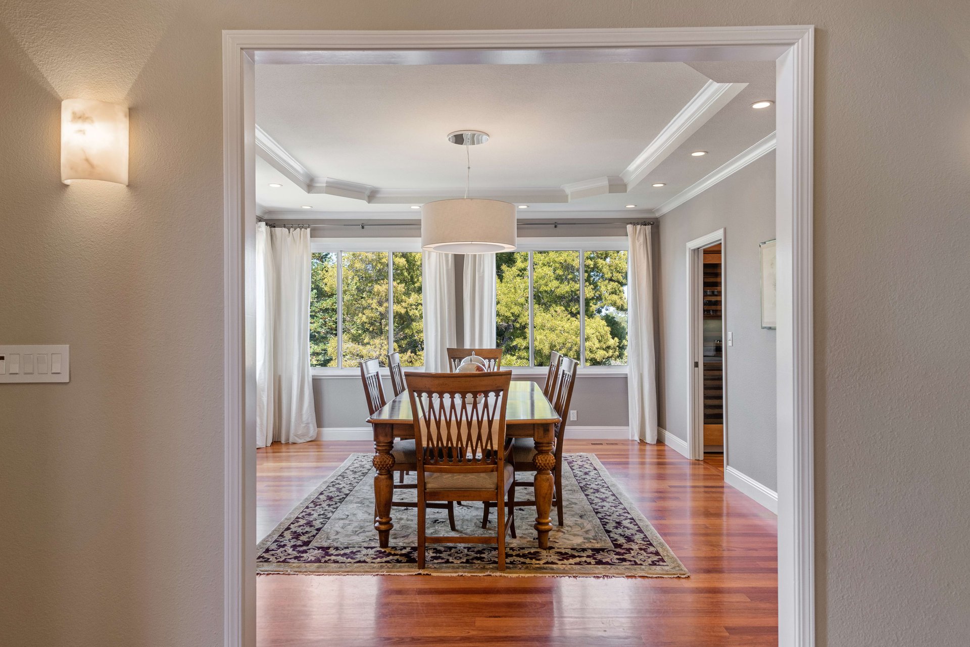 1095 Macadamia Drive