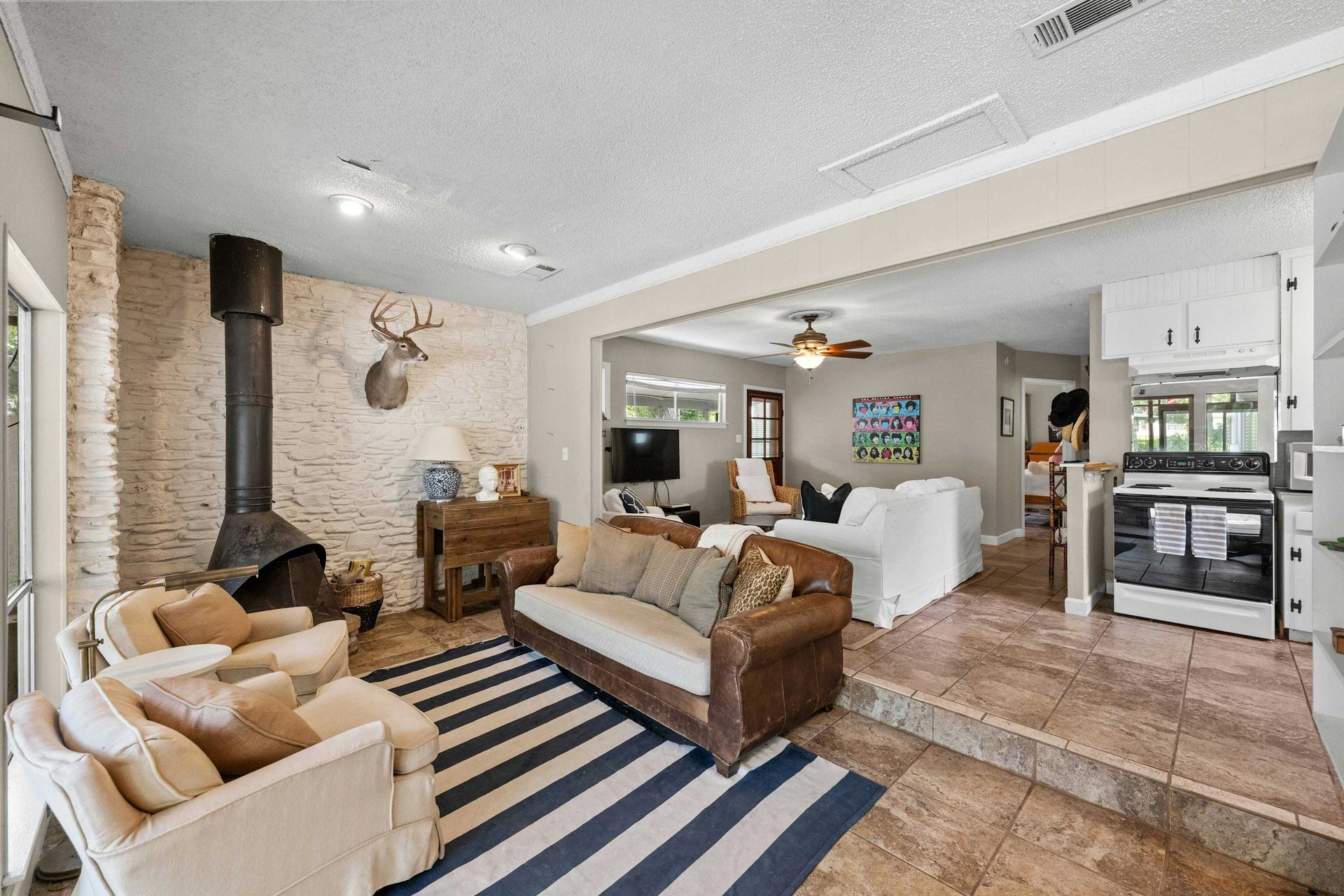 4100 Sandy Acre Lane