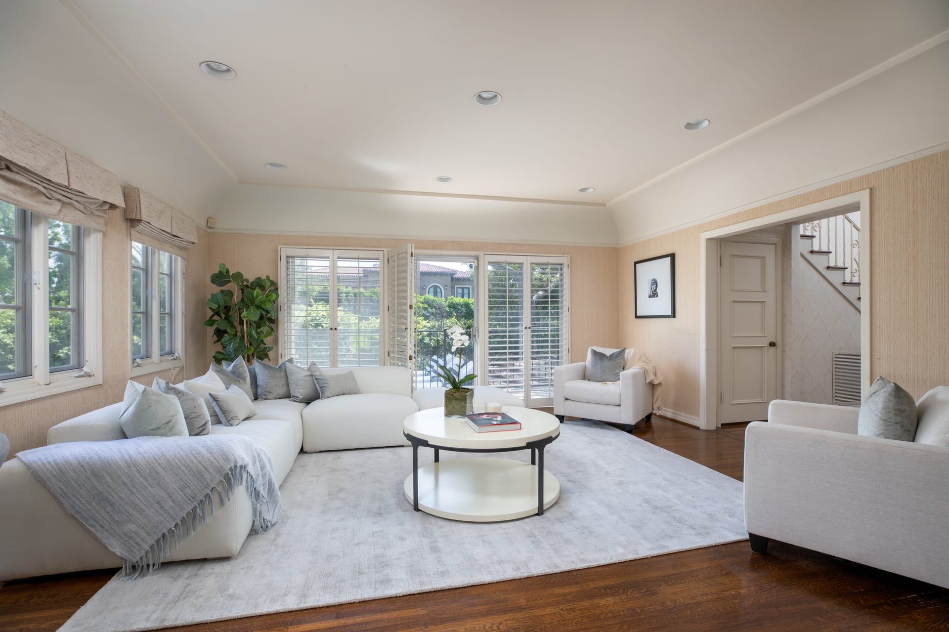 Beverly Hills Flats