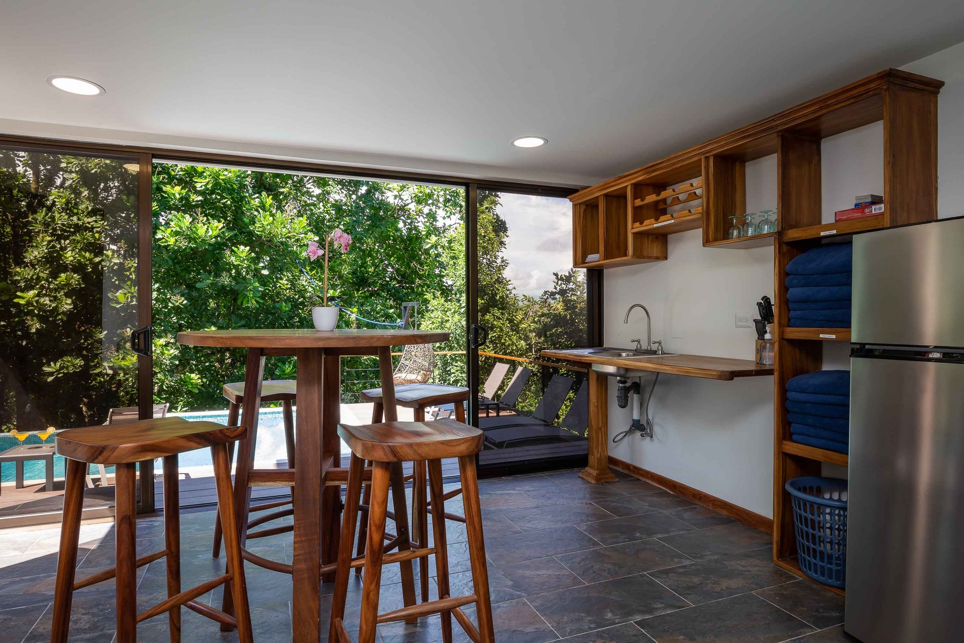 Strong vacation rental investment, Manuel Antonio
